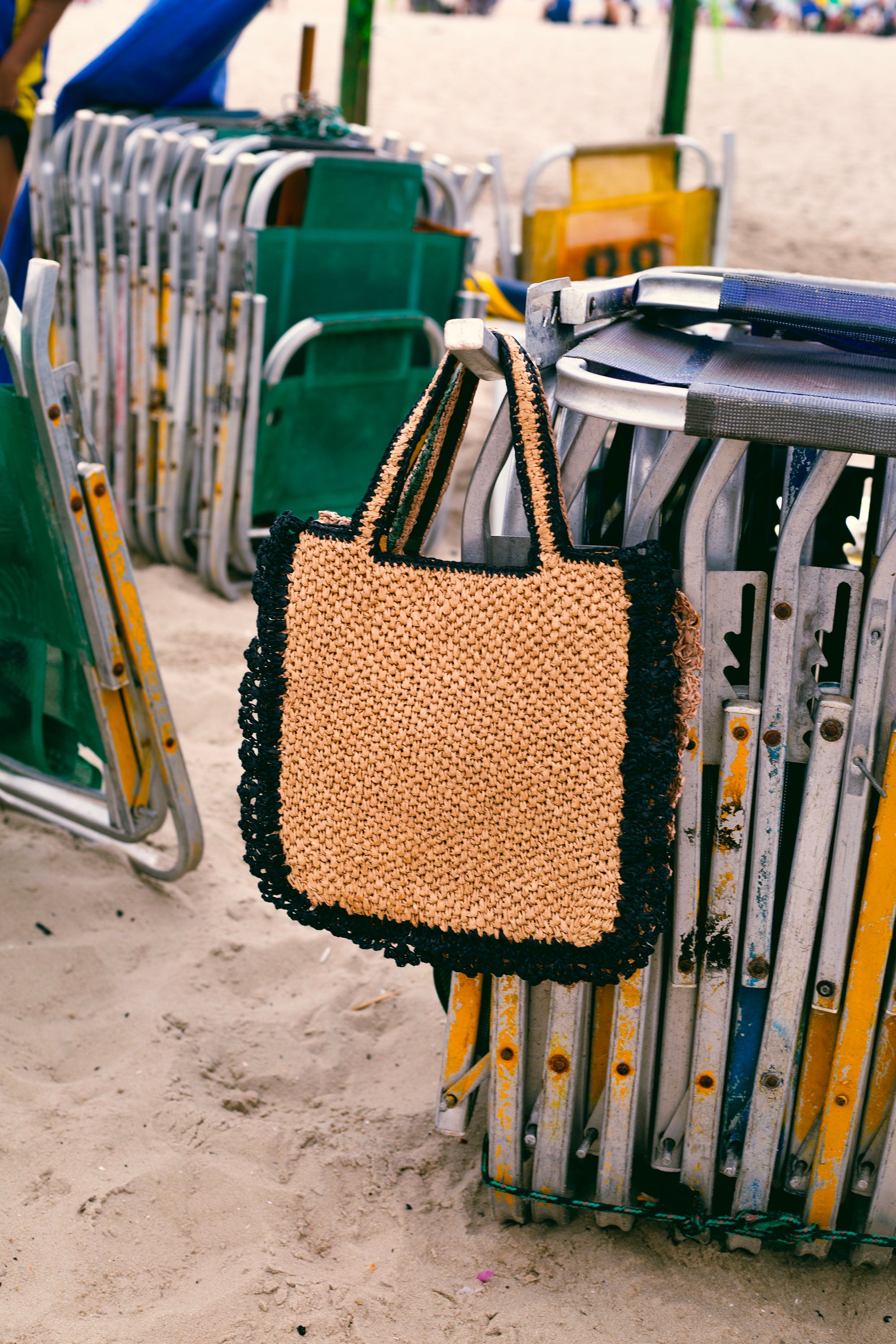 Tote Ava