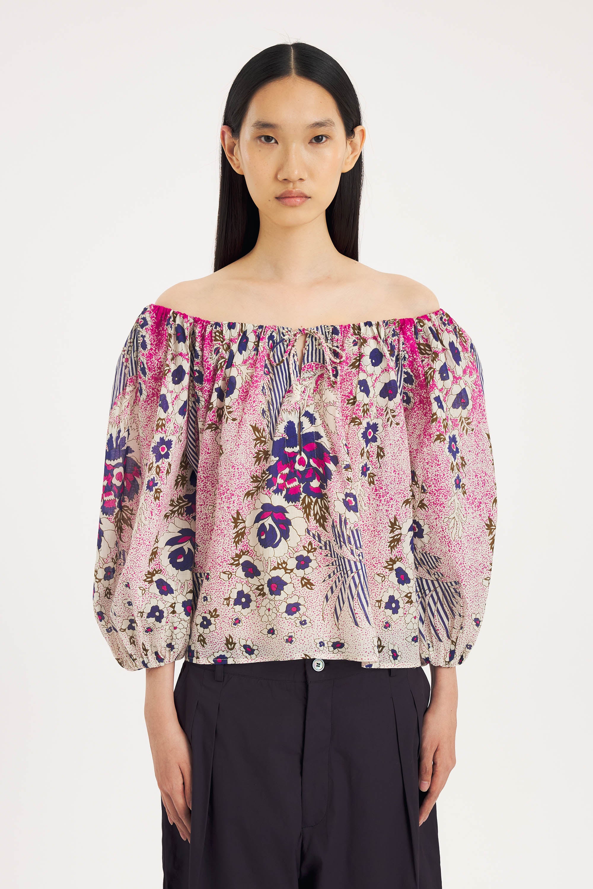 Amia Blouse