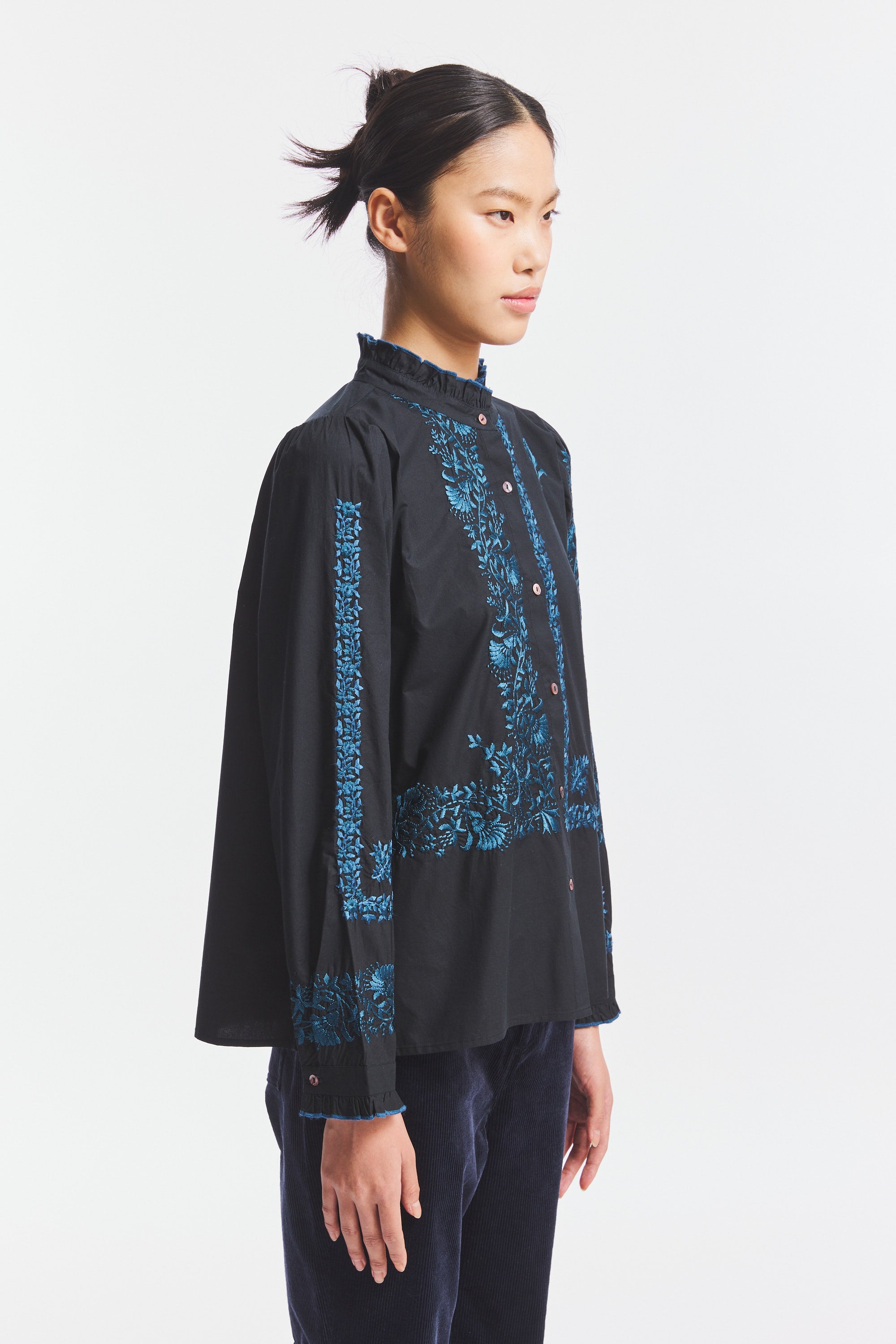 BLAISE1BLO-NAVY