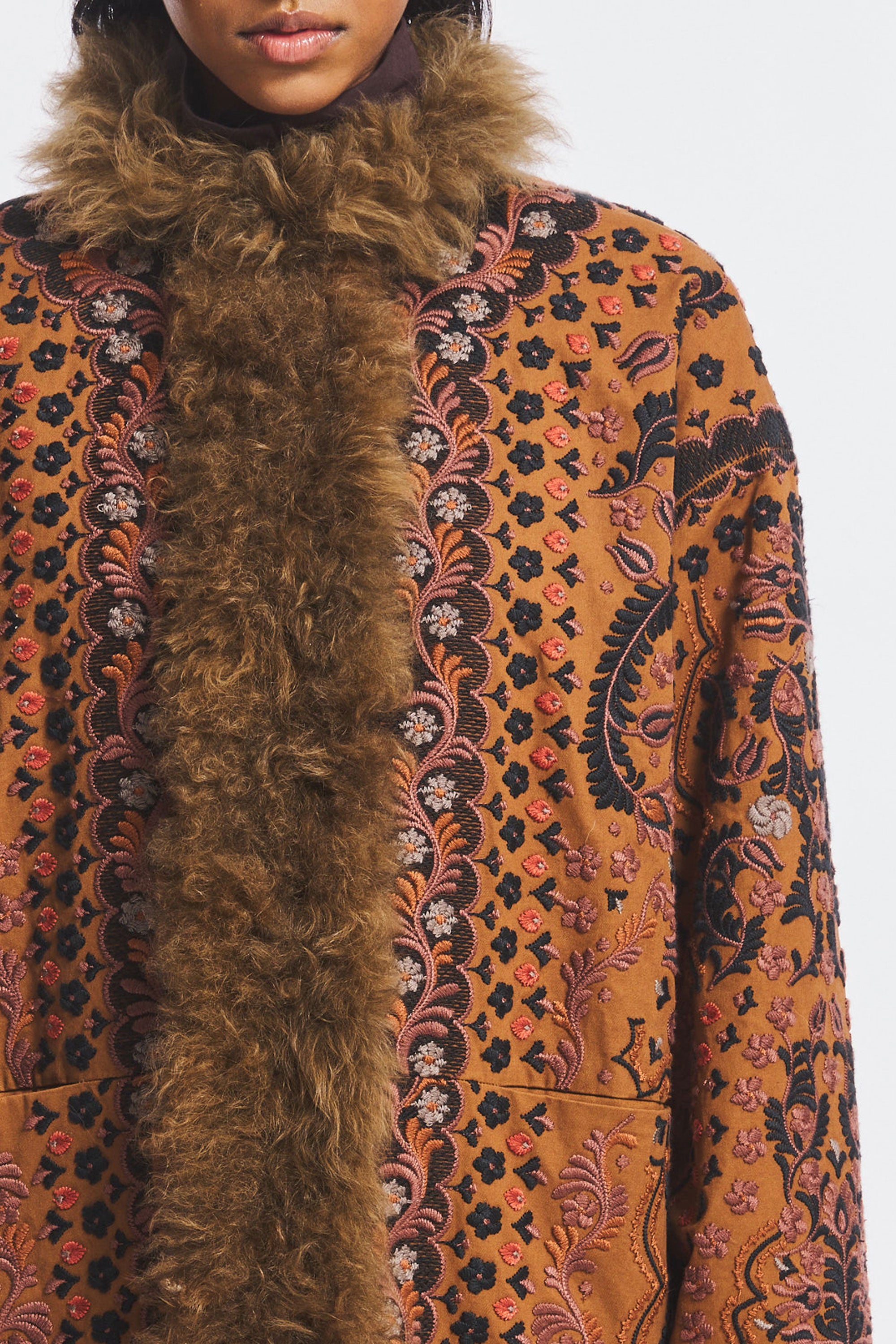 IVAN1JKT-CAMEL