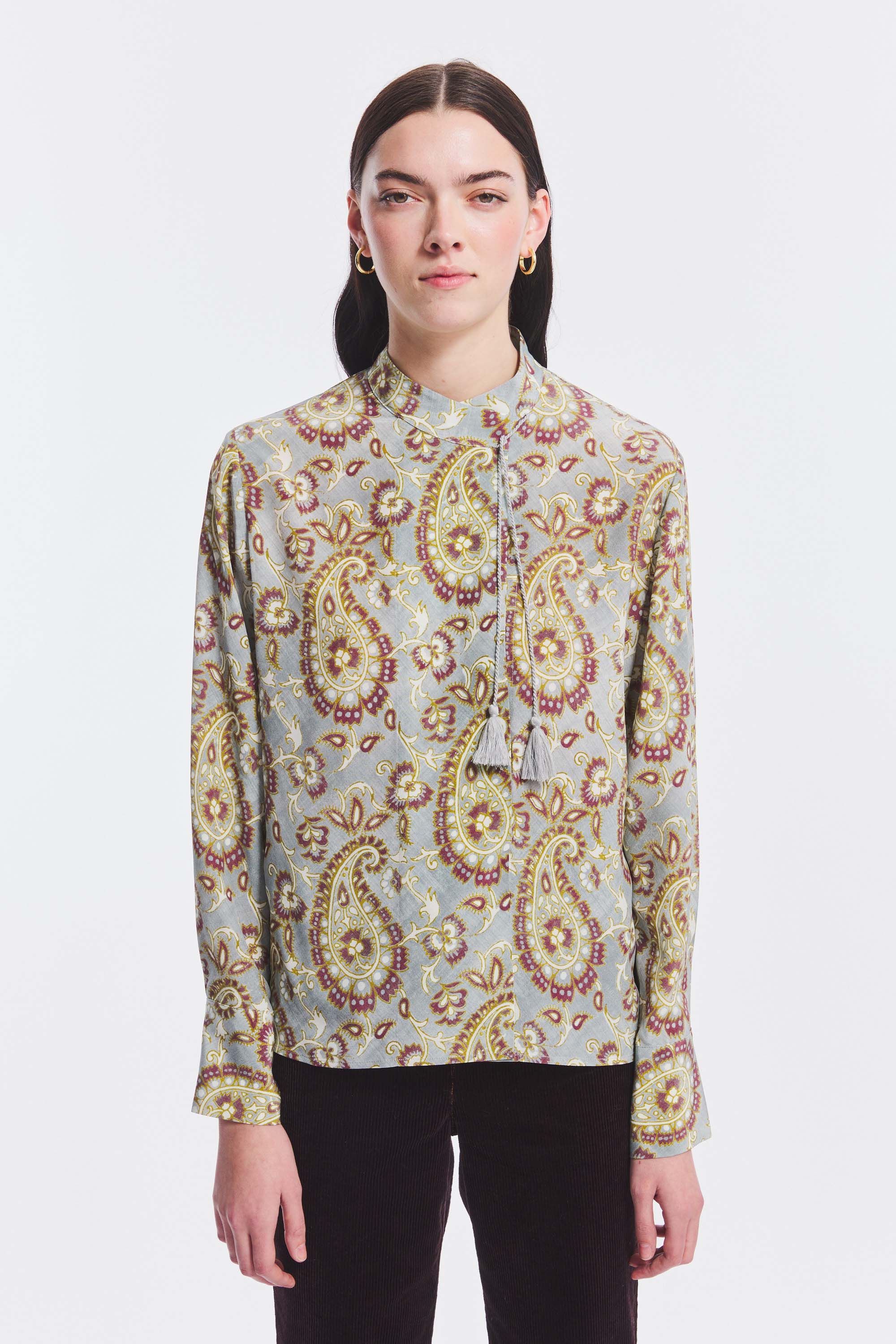 PAISLEY1TEE-GREY