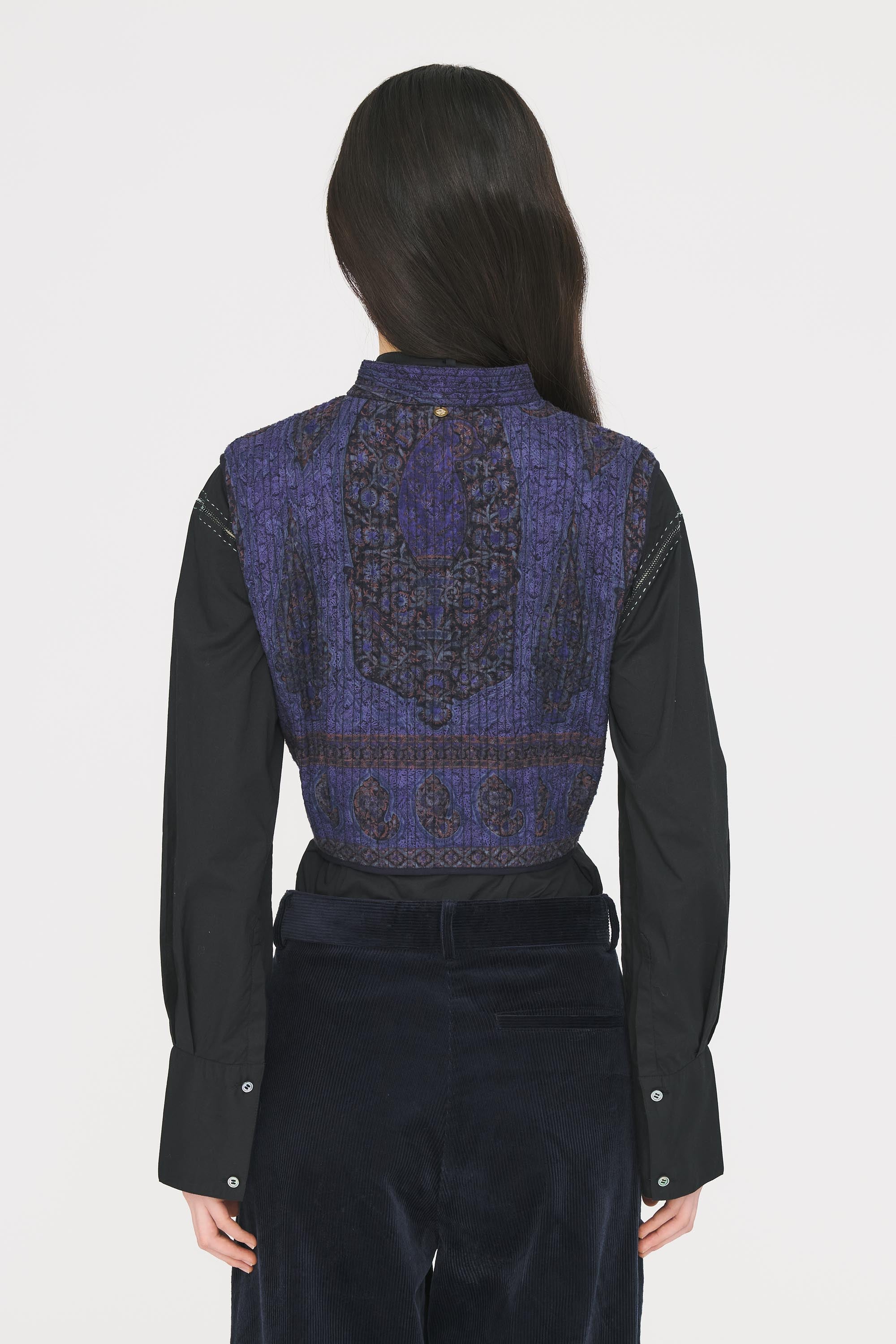 Tamari vest