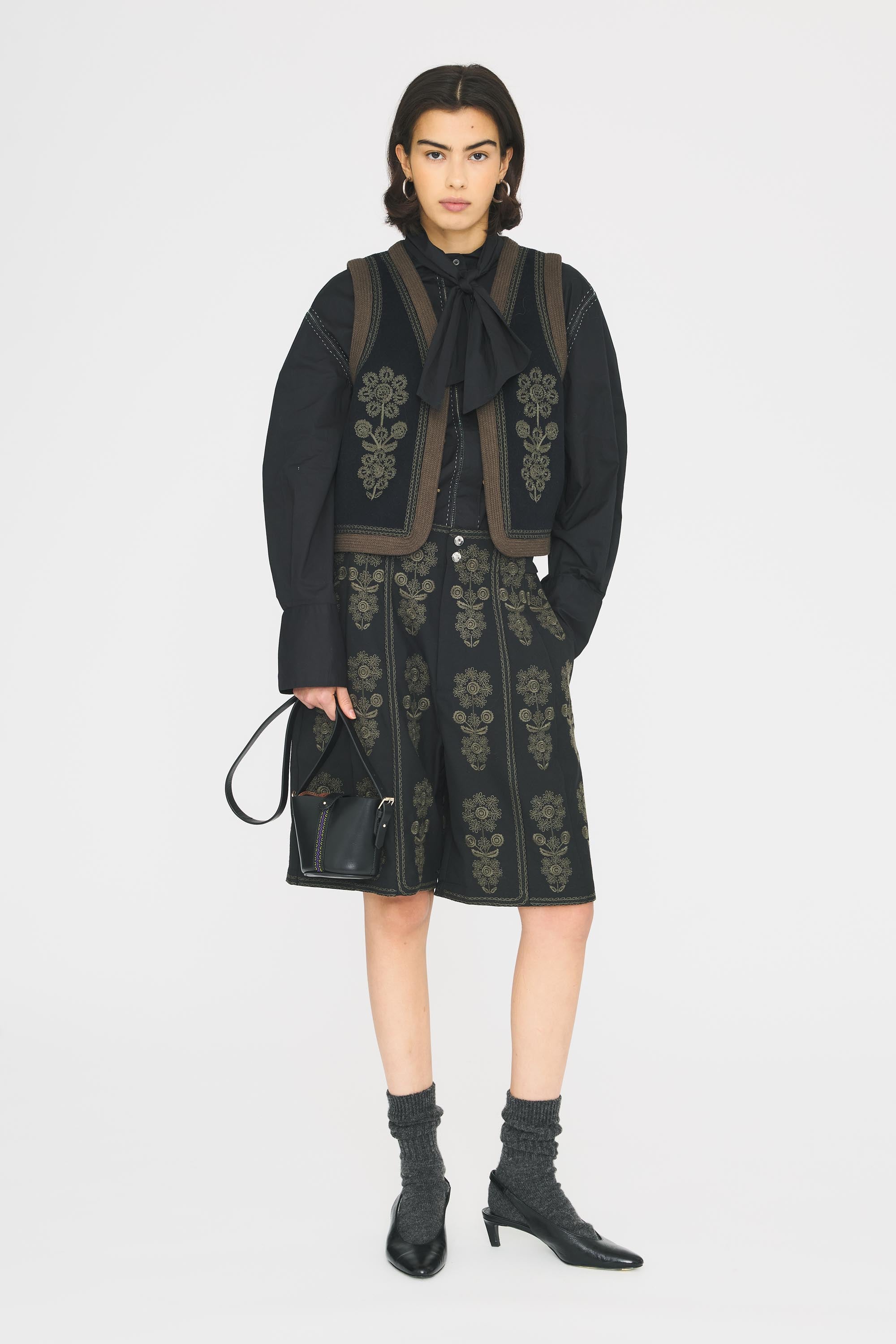 Will sleeveless vest