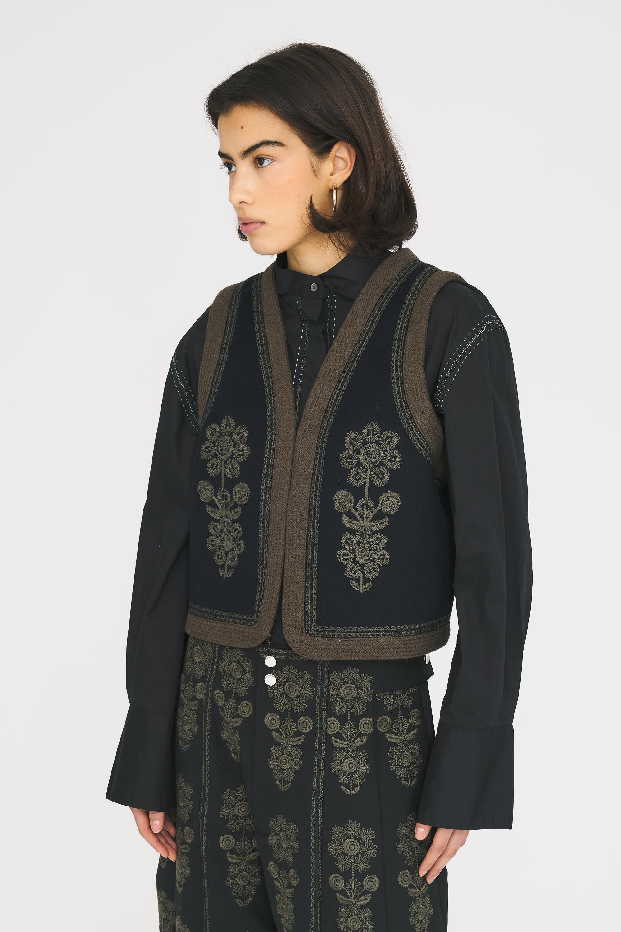 Will sleeveless vest