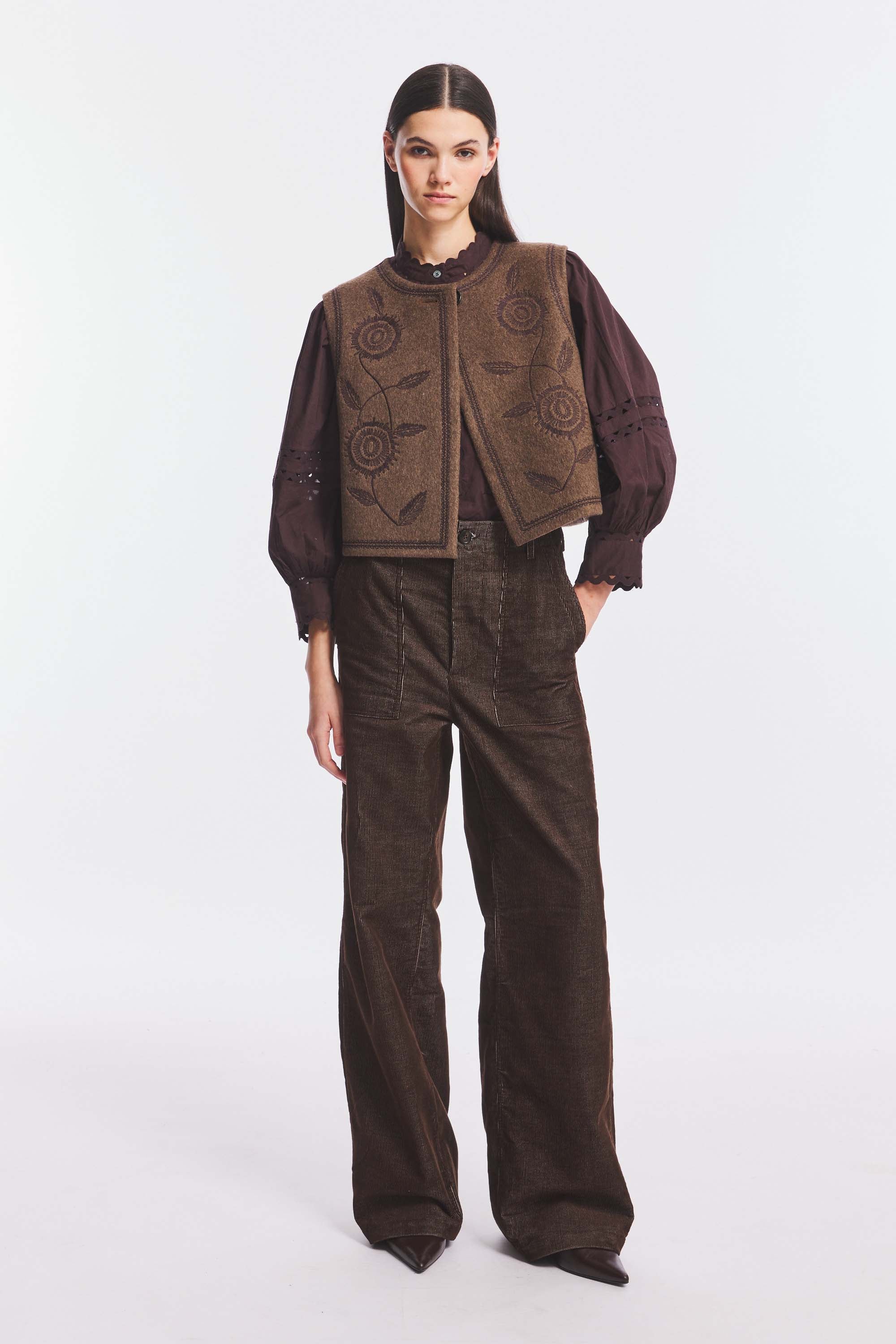 WILLOW1GIL-BROWN