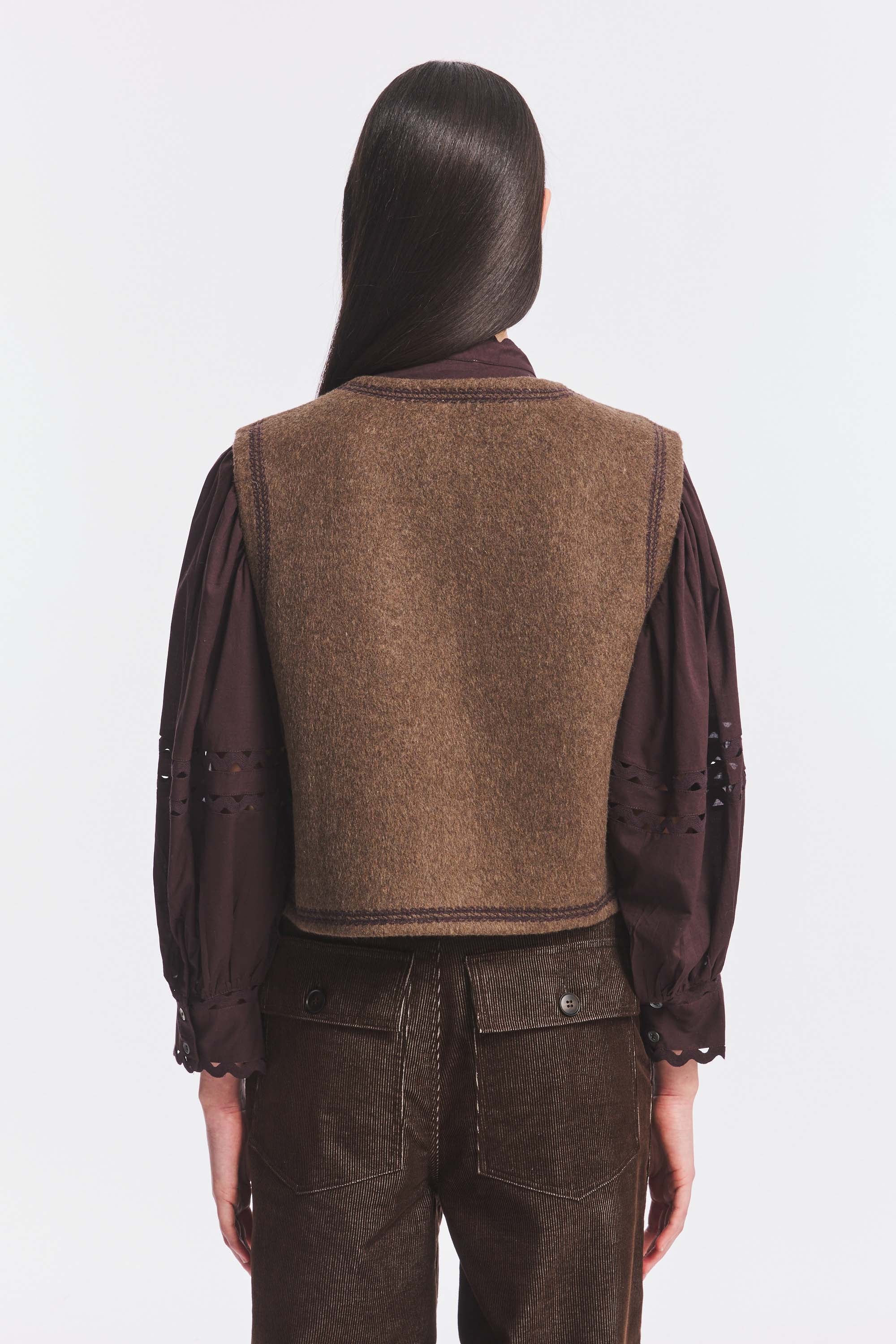 WILLOW1GIL-BROWN
