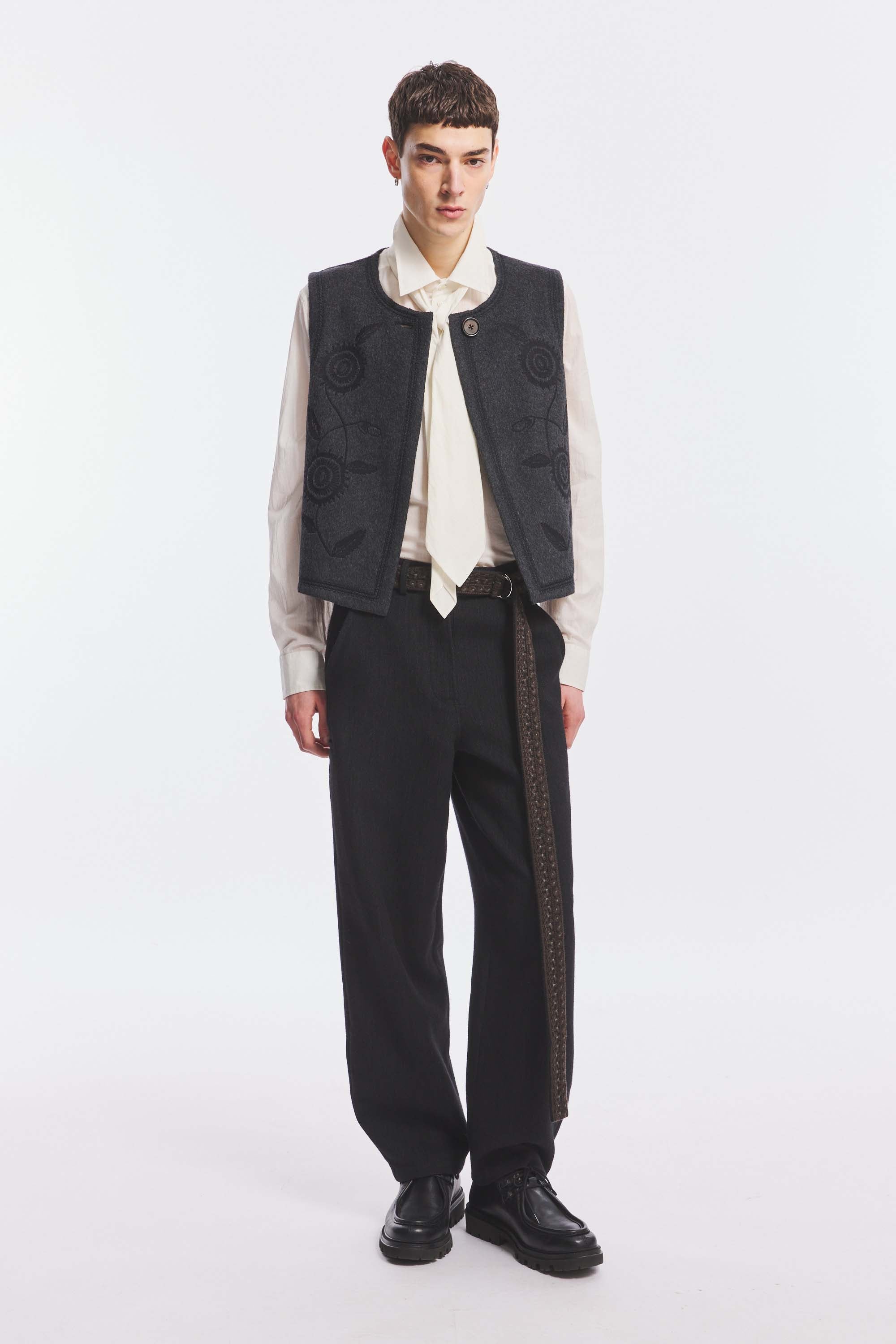WILLOW3GIL-GREY