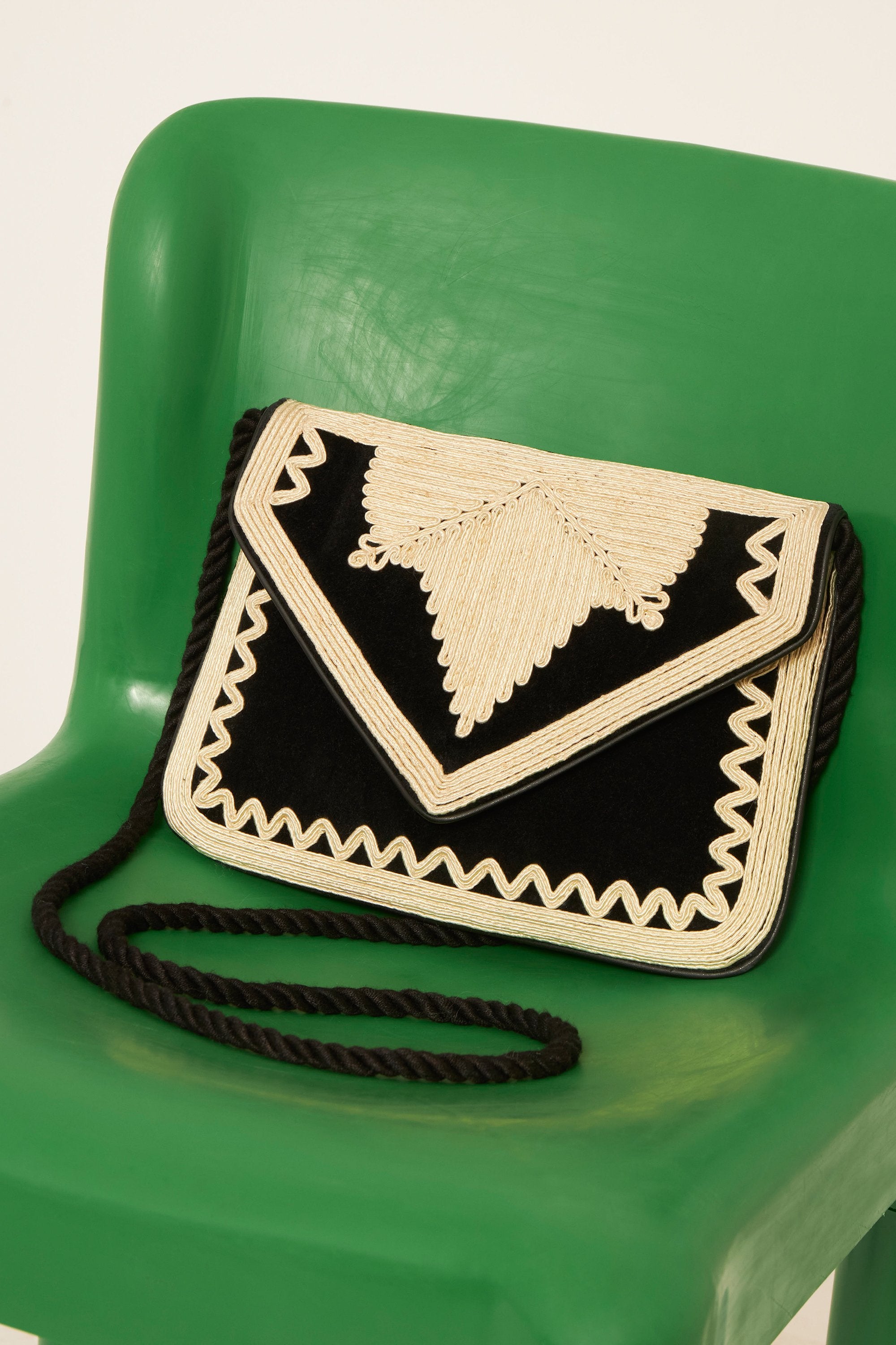 Pochette en velours Achile