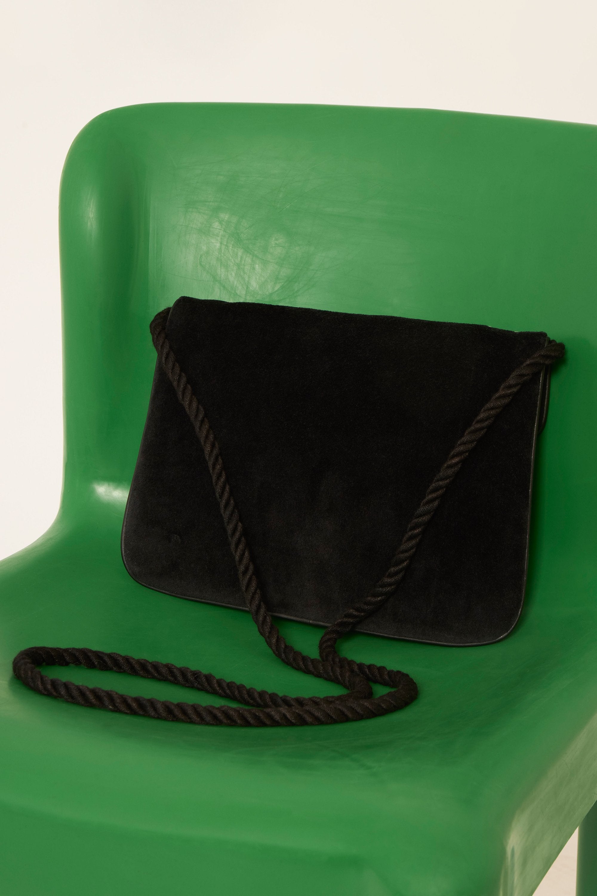 Pochette en velours Achile