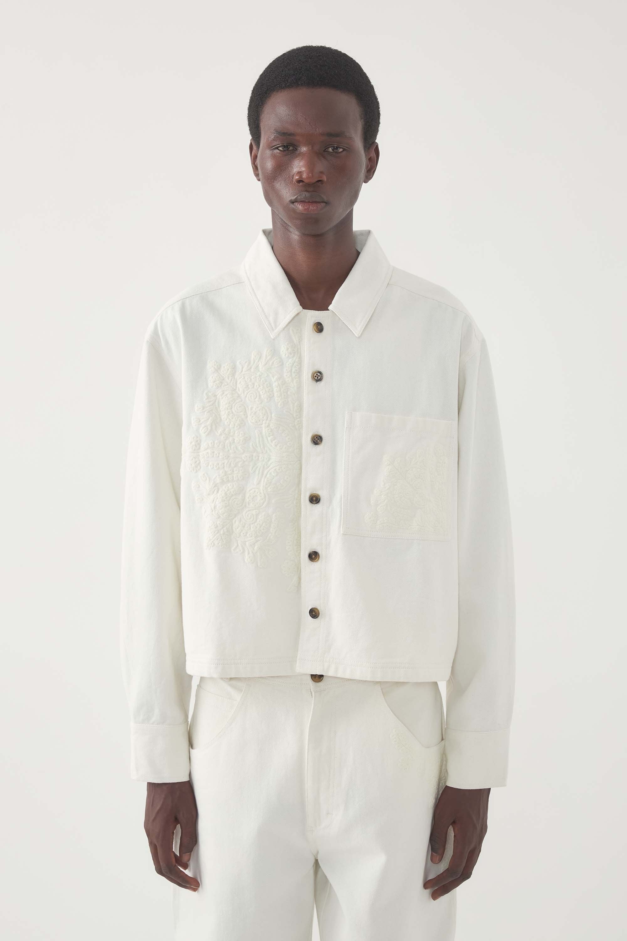 Chaqueta bordada Adonis