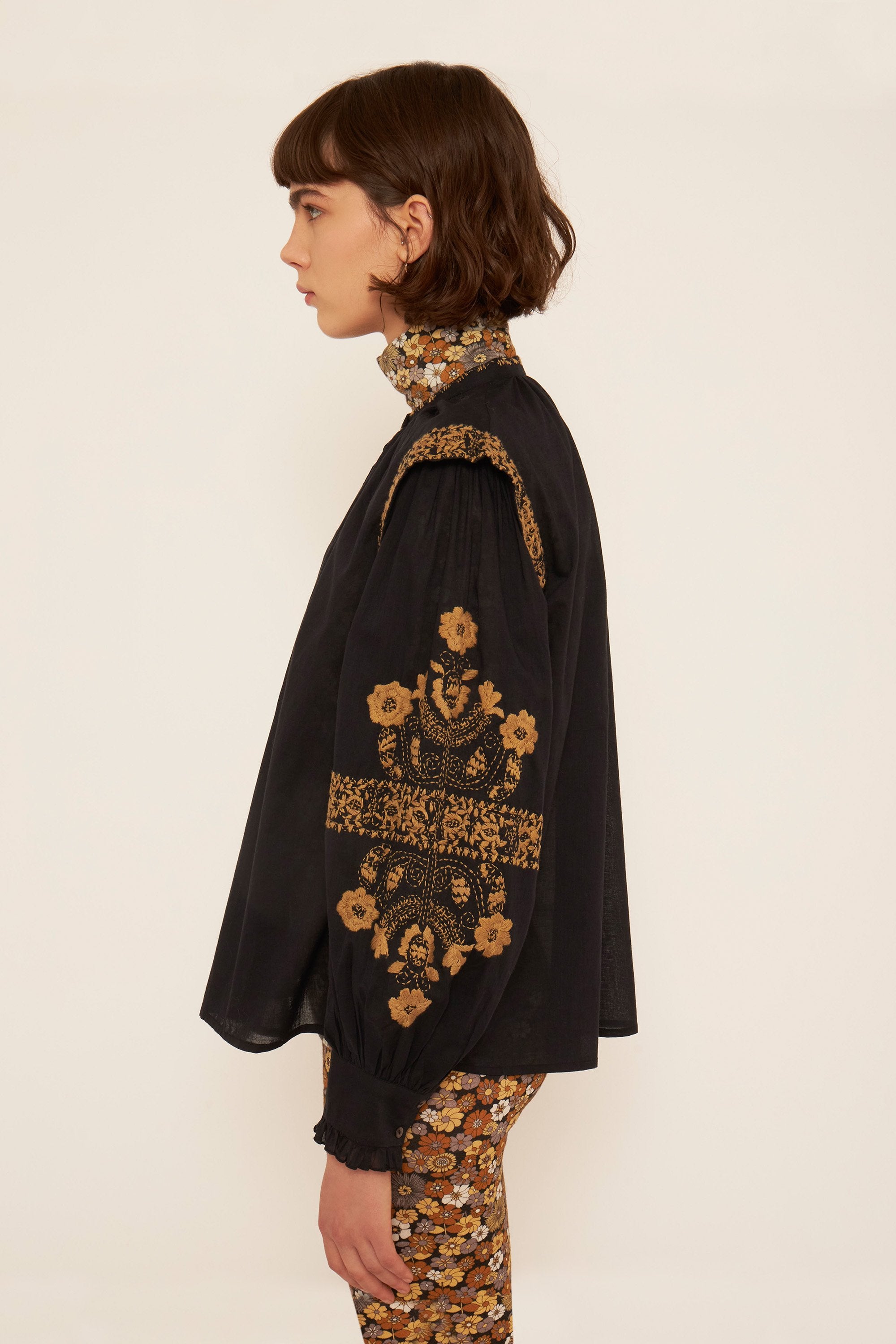 Blouse brodée Alan