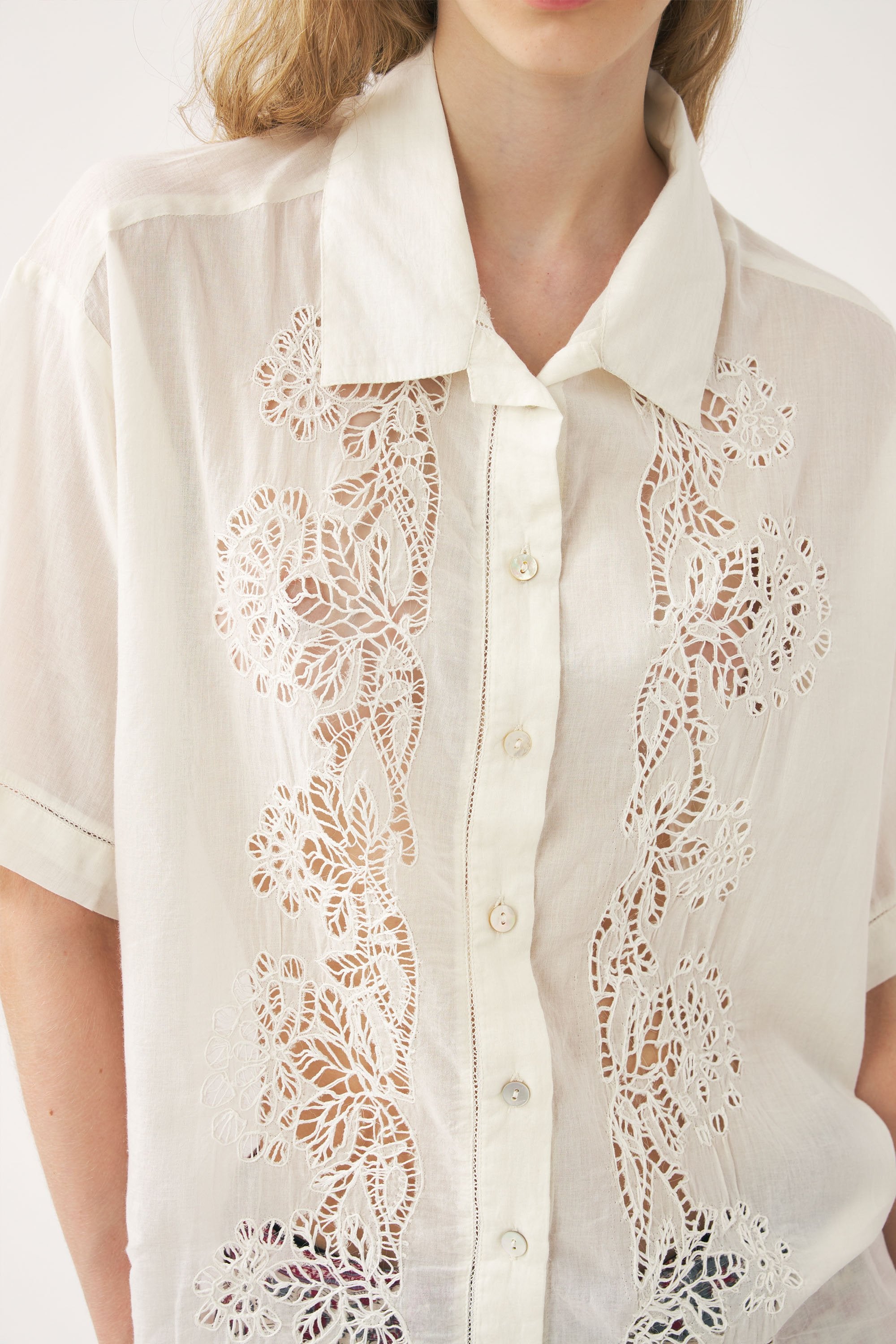 Chemise ajourée Aloha