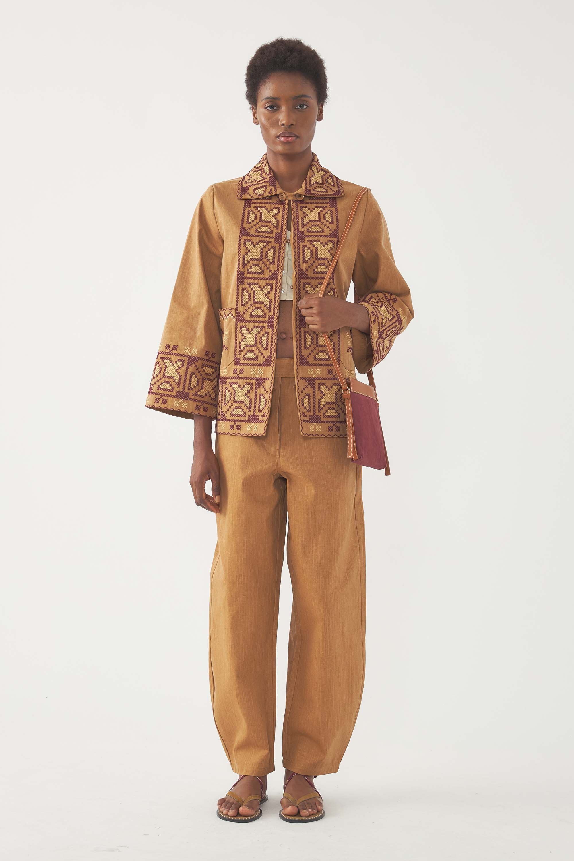 Pantalón bordado Berenice