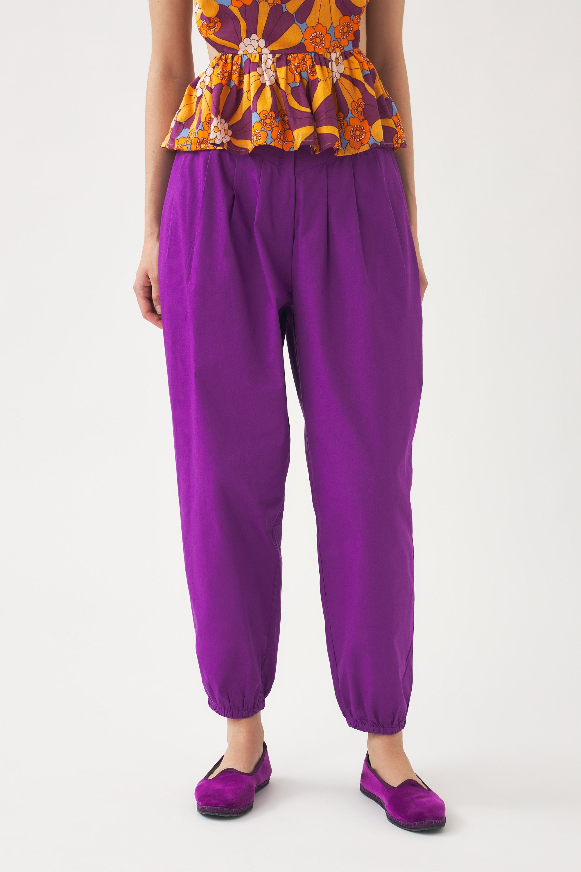Pantalon sarouel avec pinces Bas