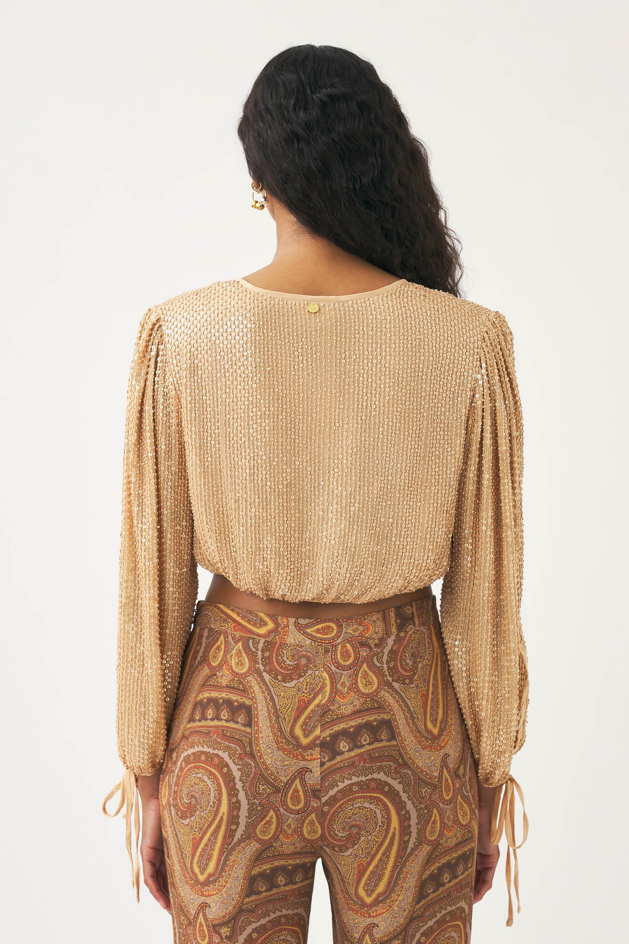 Crop top brodé à la main de perles Dune