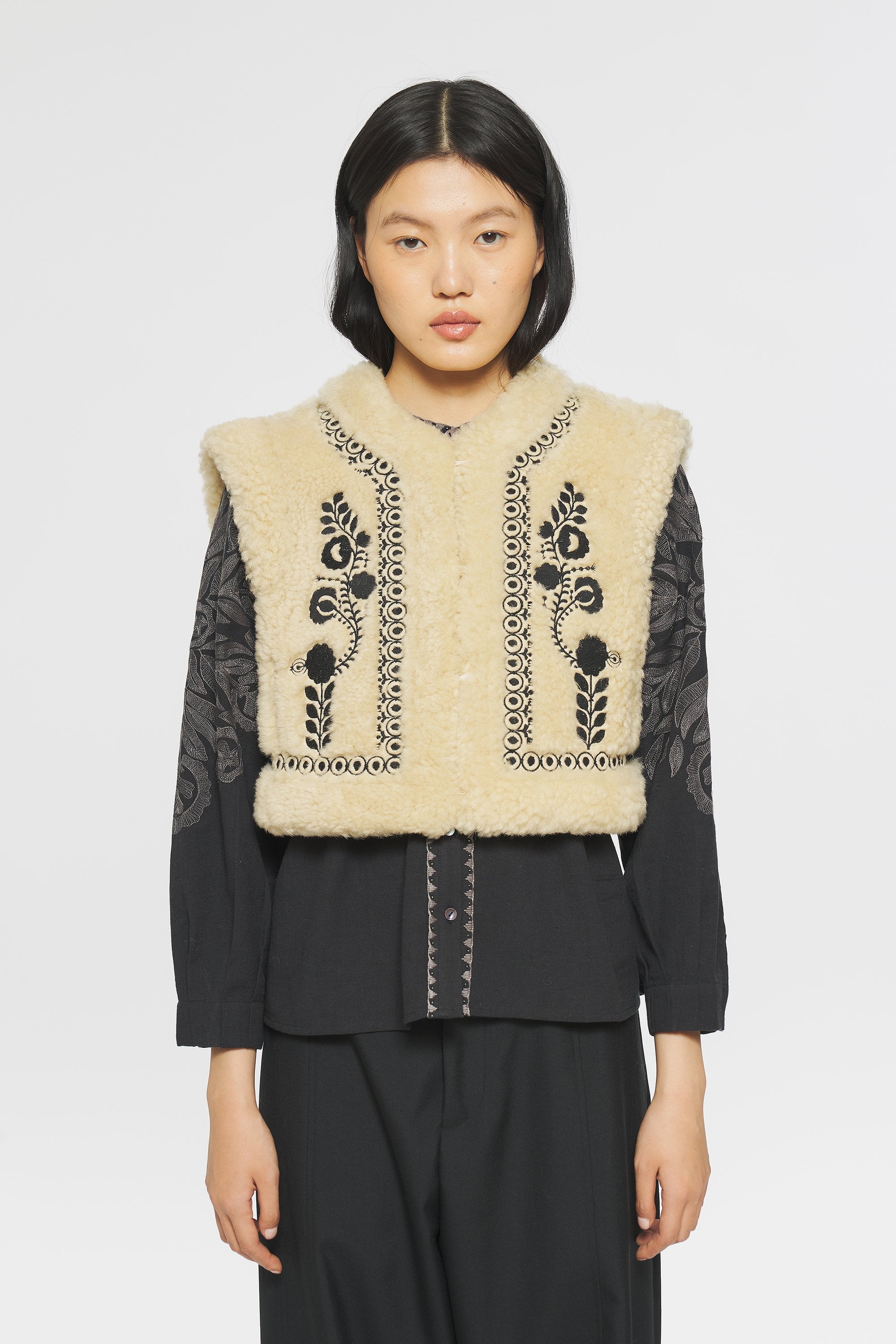 Gilet brodé et reversible Dune
