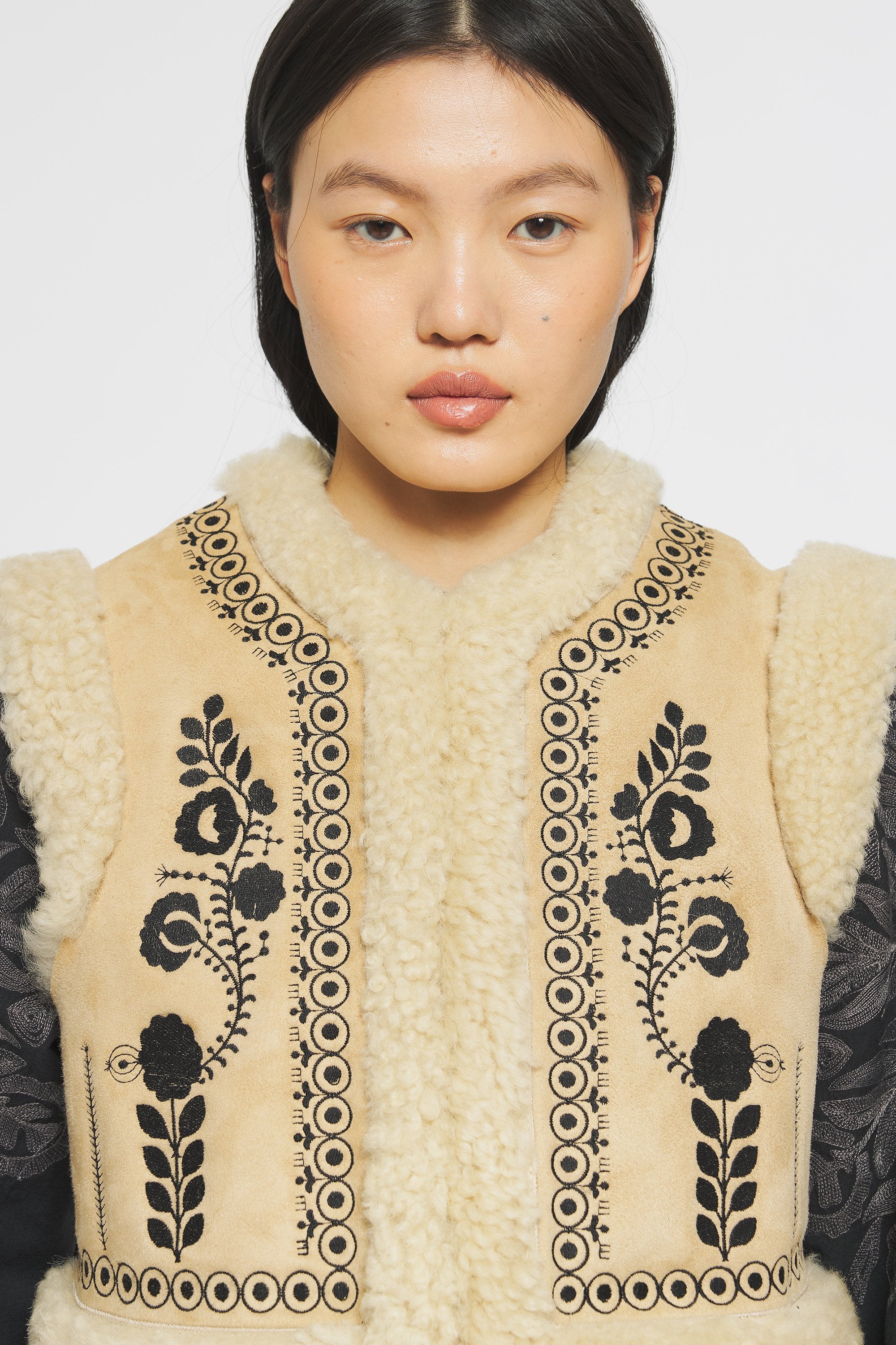 Gilet brodé et reversible Dune