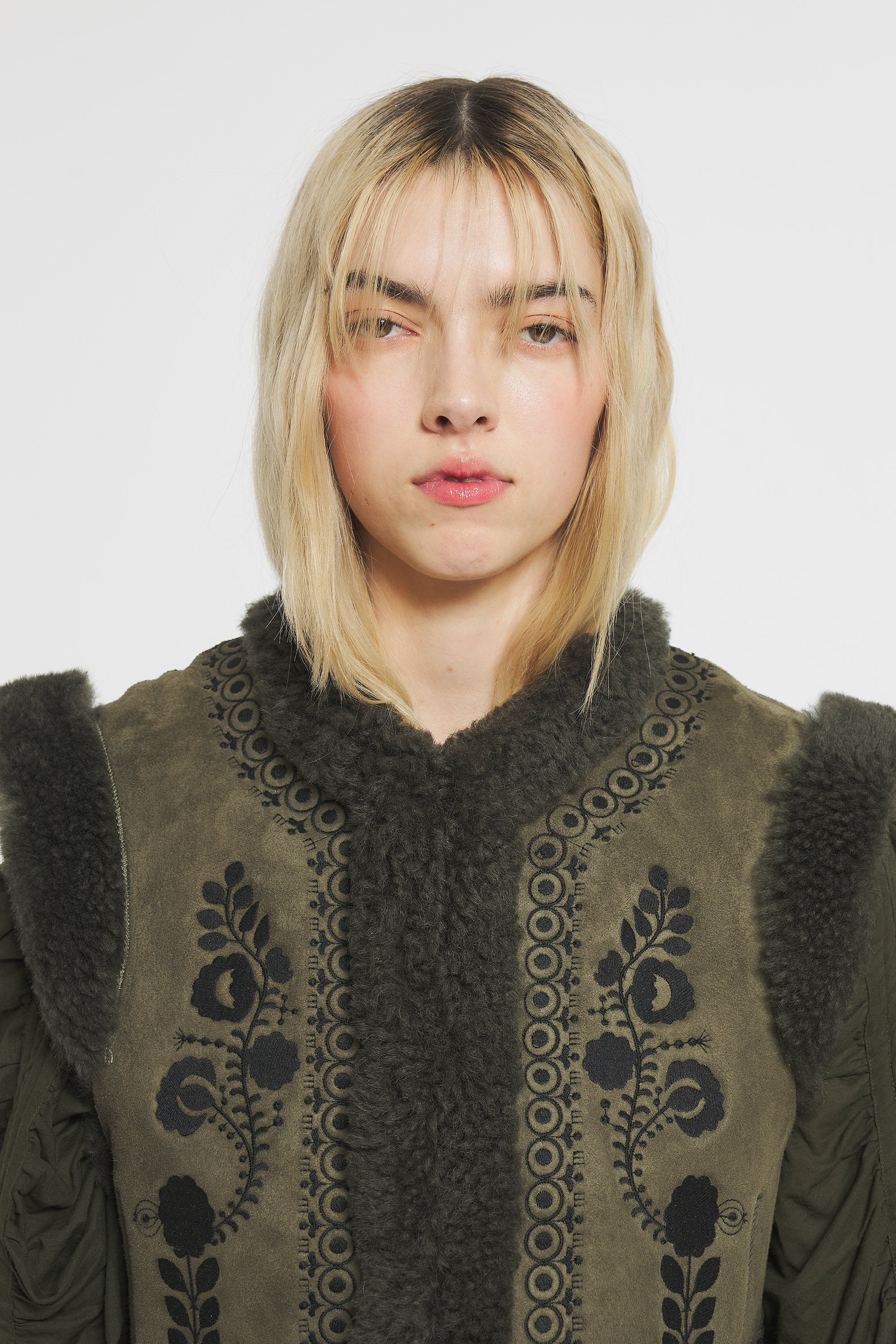 Gilet brodé et reversible Dune