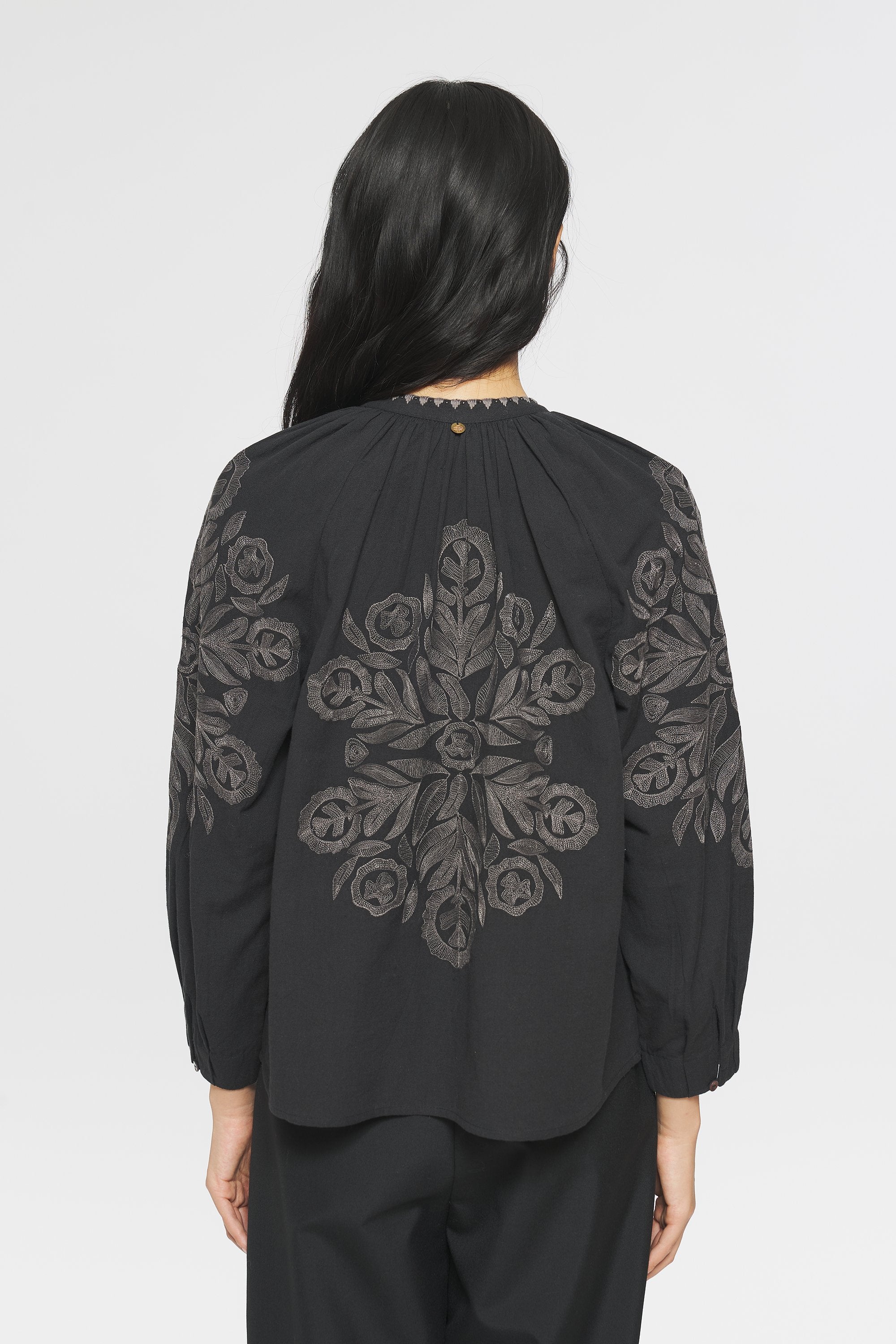 Bestickte Bluse Eglantine