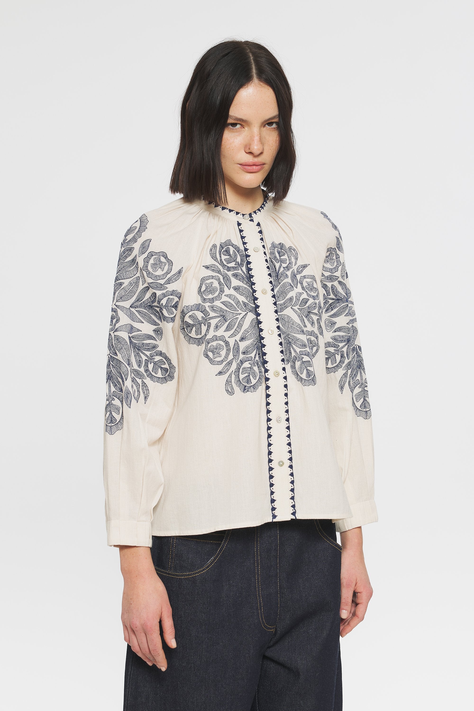 Bestickte Bluse Eglantine