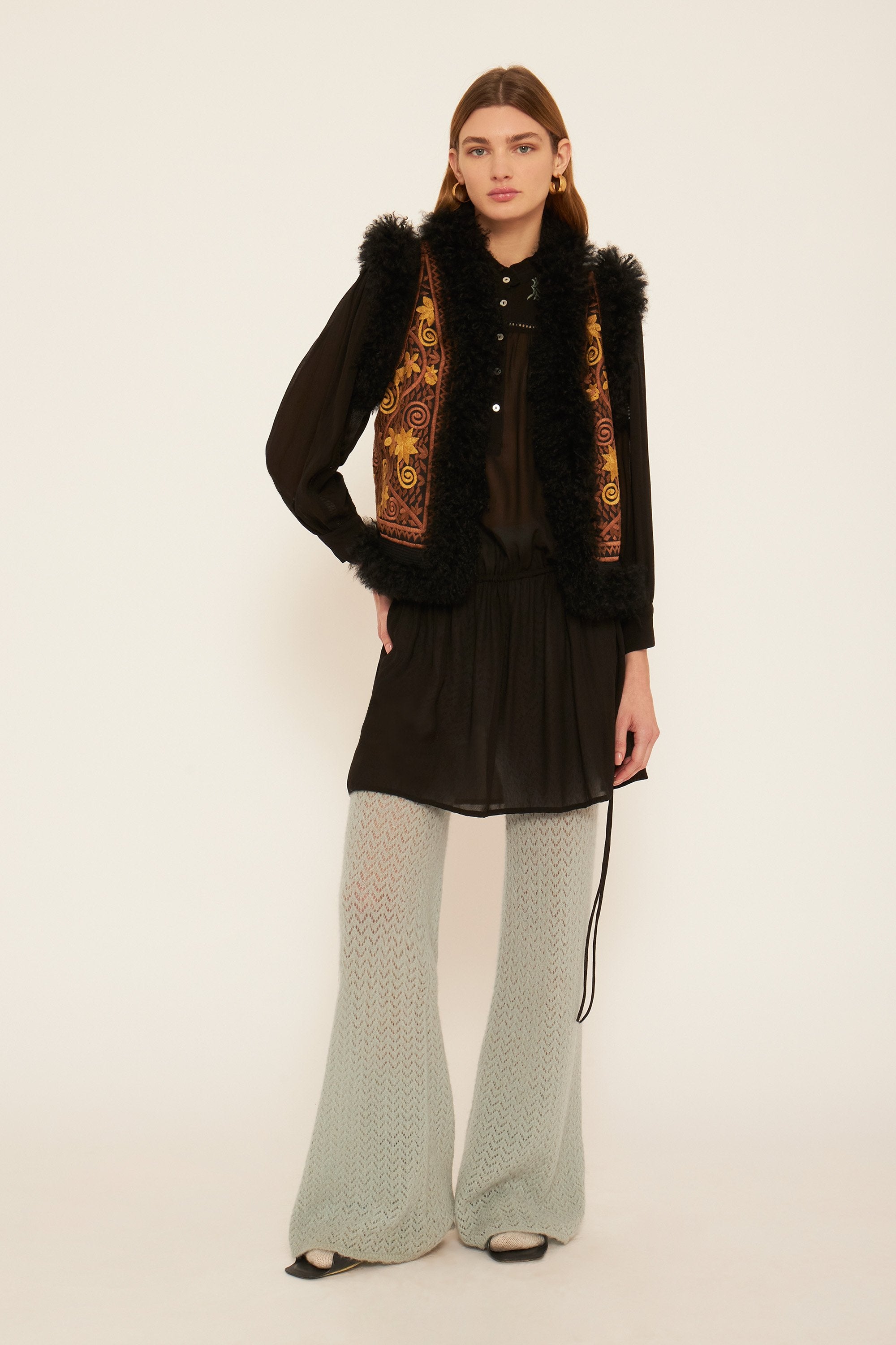 Robe courte brodée Igor