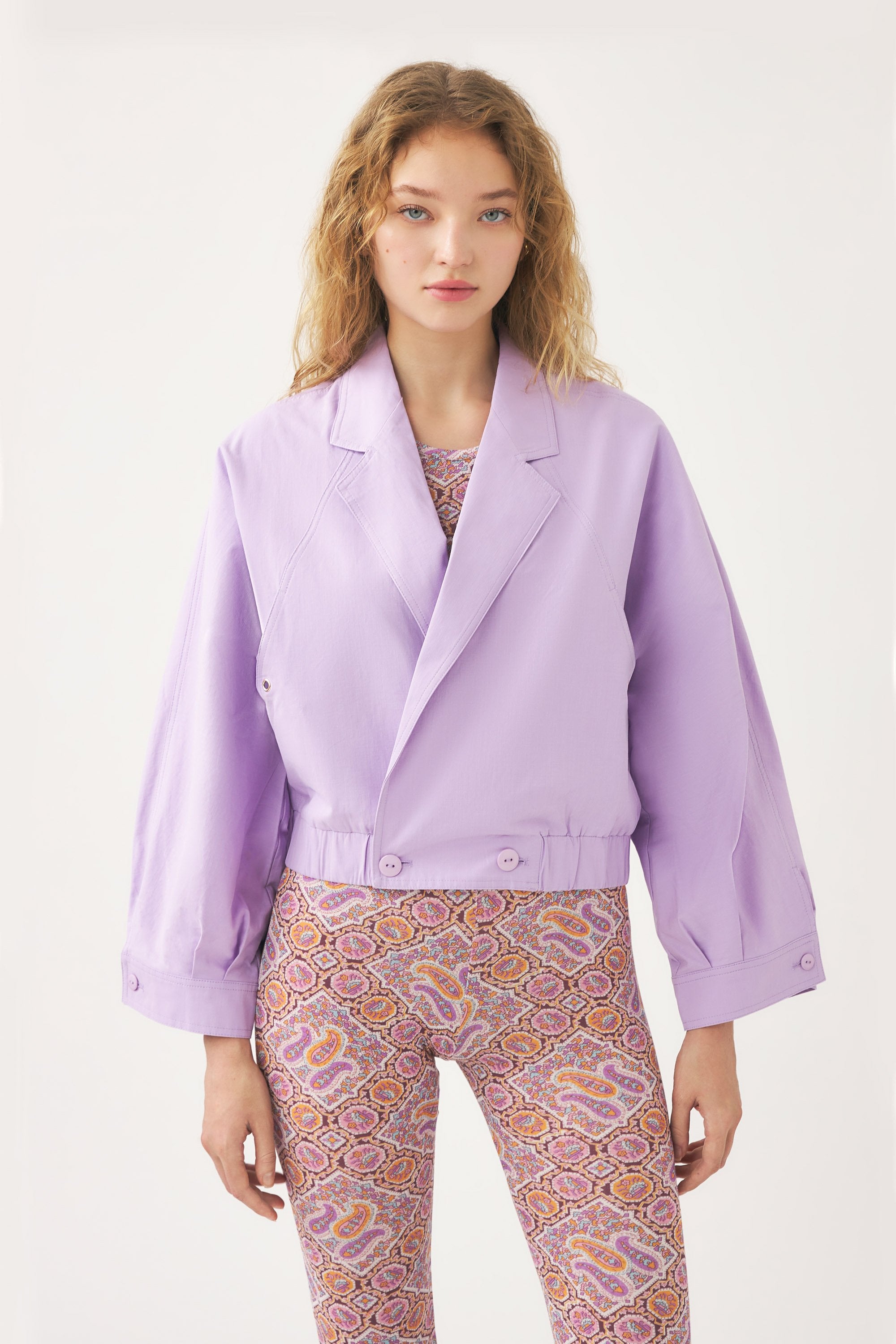 Floral-embroidered jacket Kimi