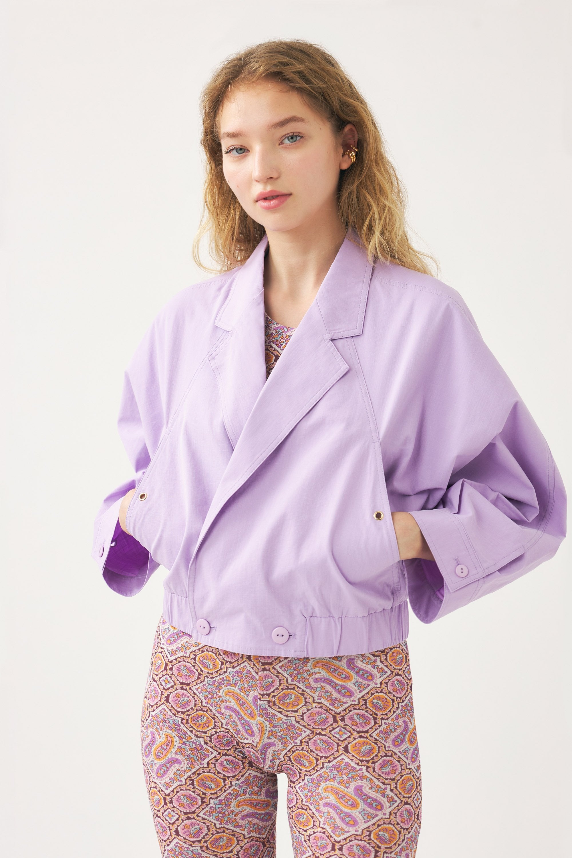 Floral-embroidered jacket Kimi