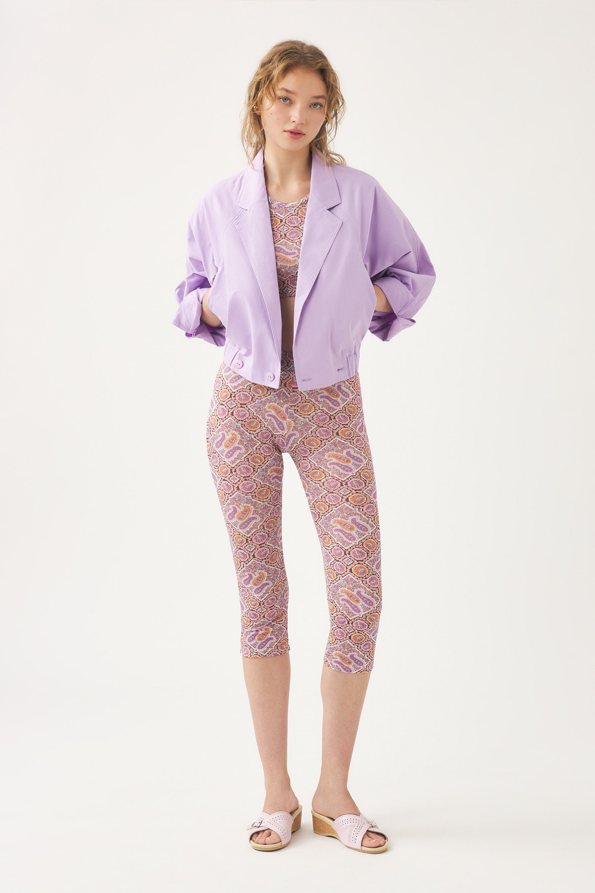 Floral-embroidered jacket Kimi