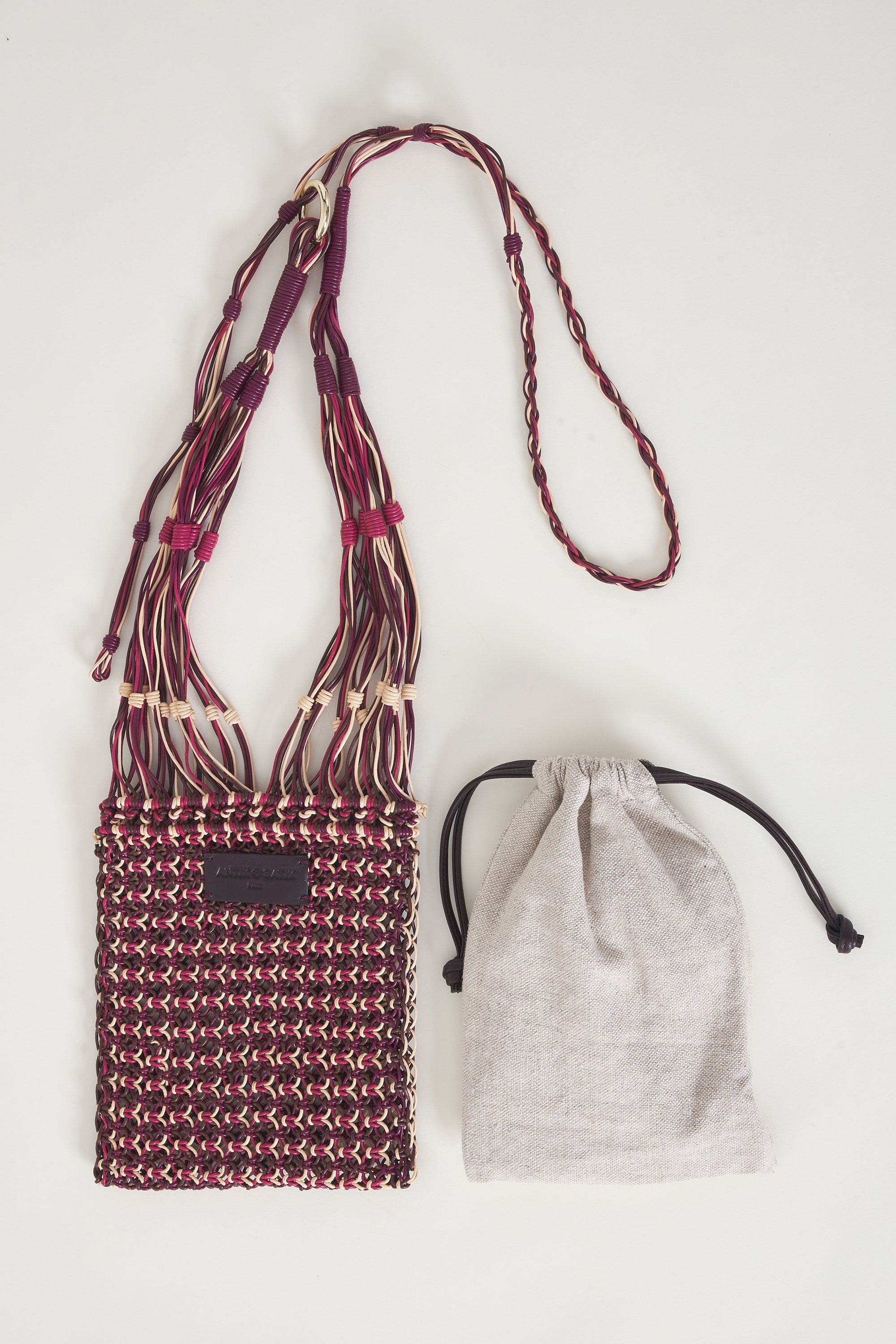 Hand-braided leather bag Meryl