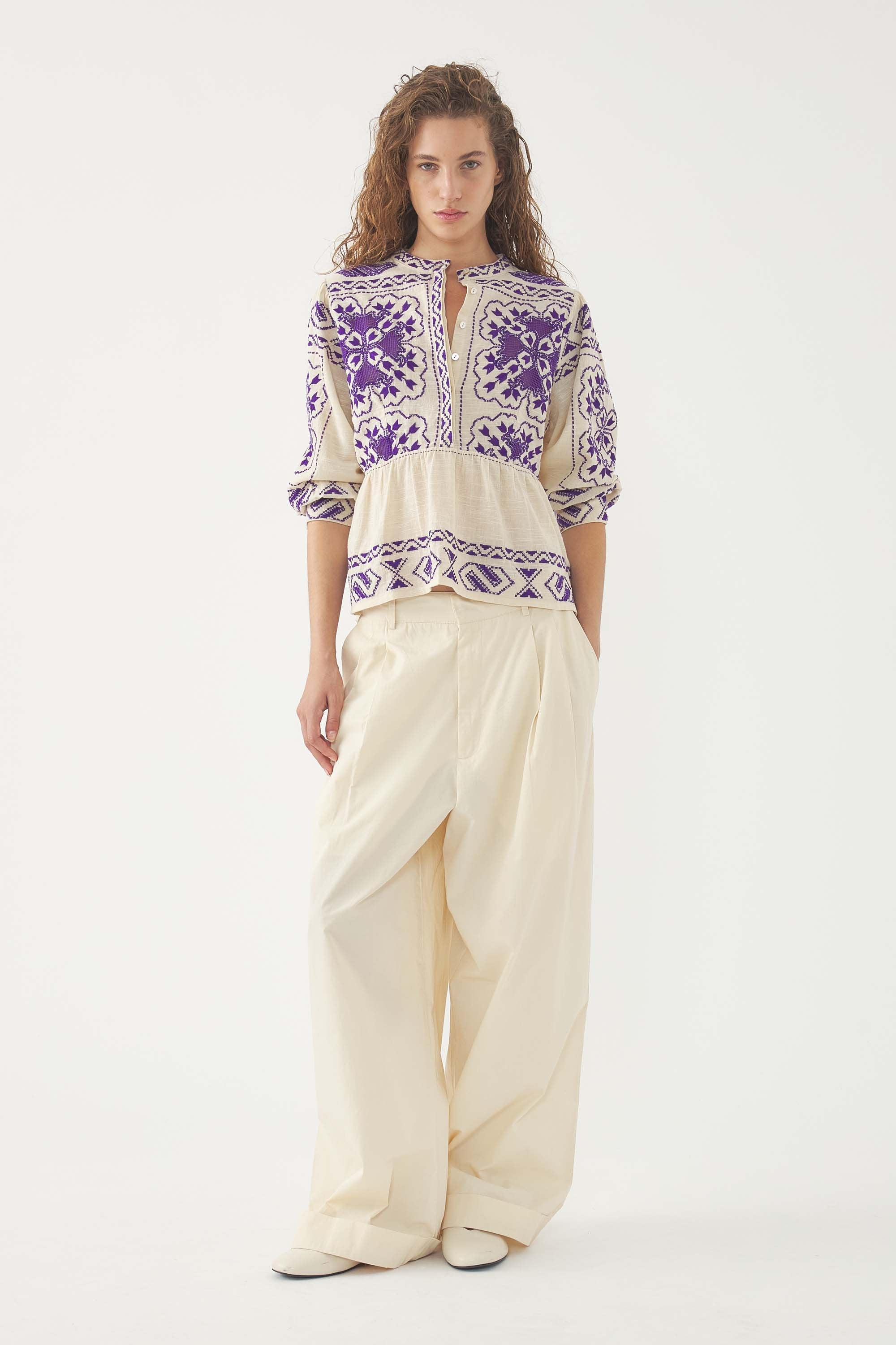 Blouse brodée Milos