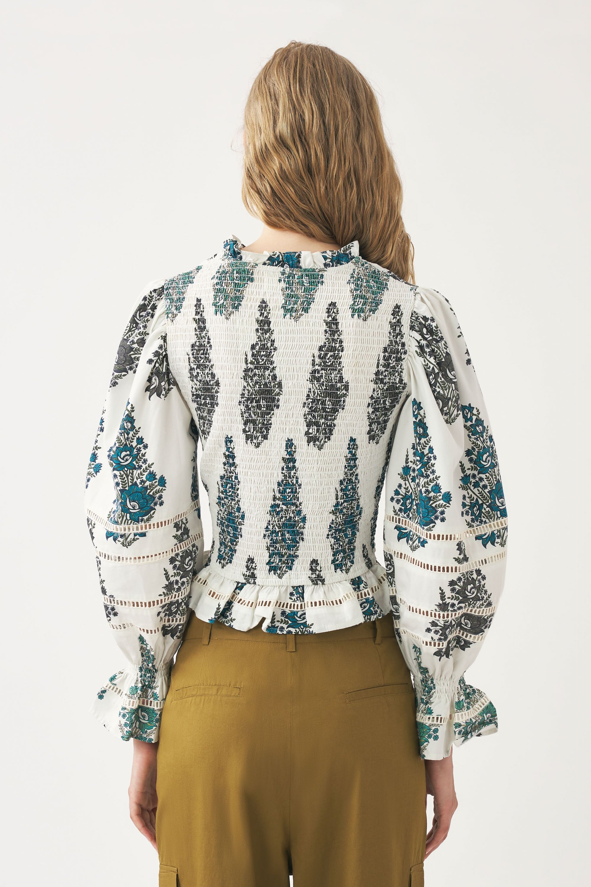 Chemisier à smocks imprimé Muguet