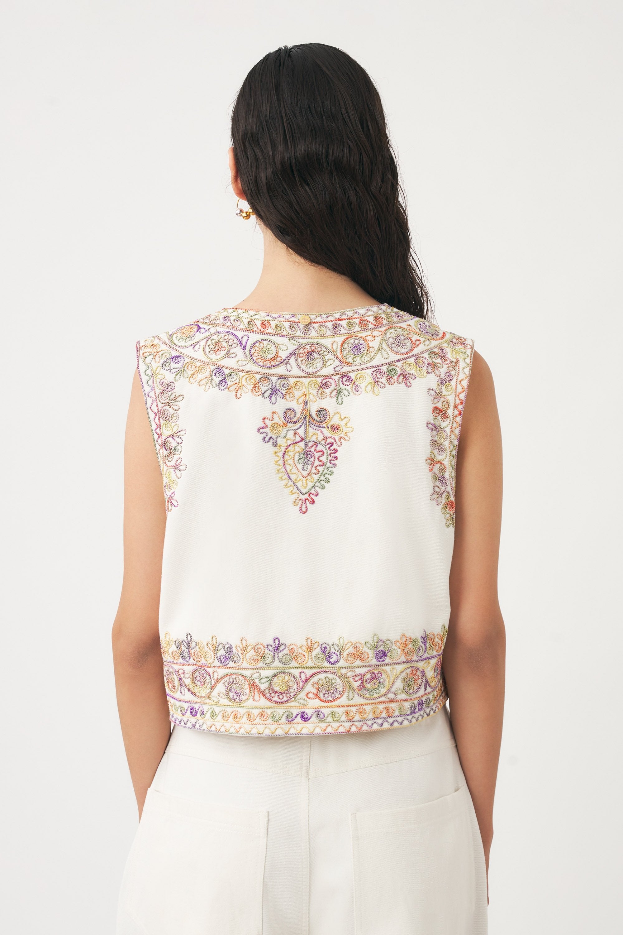 Hand-embroidered sleeveless gilet Neil