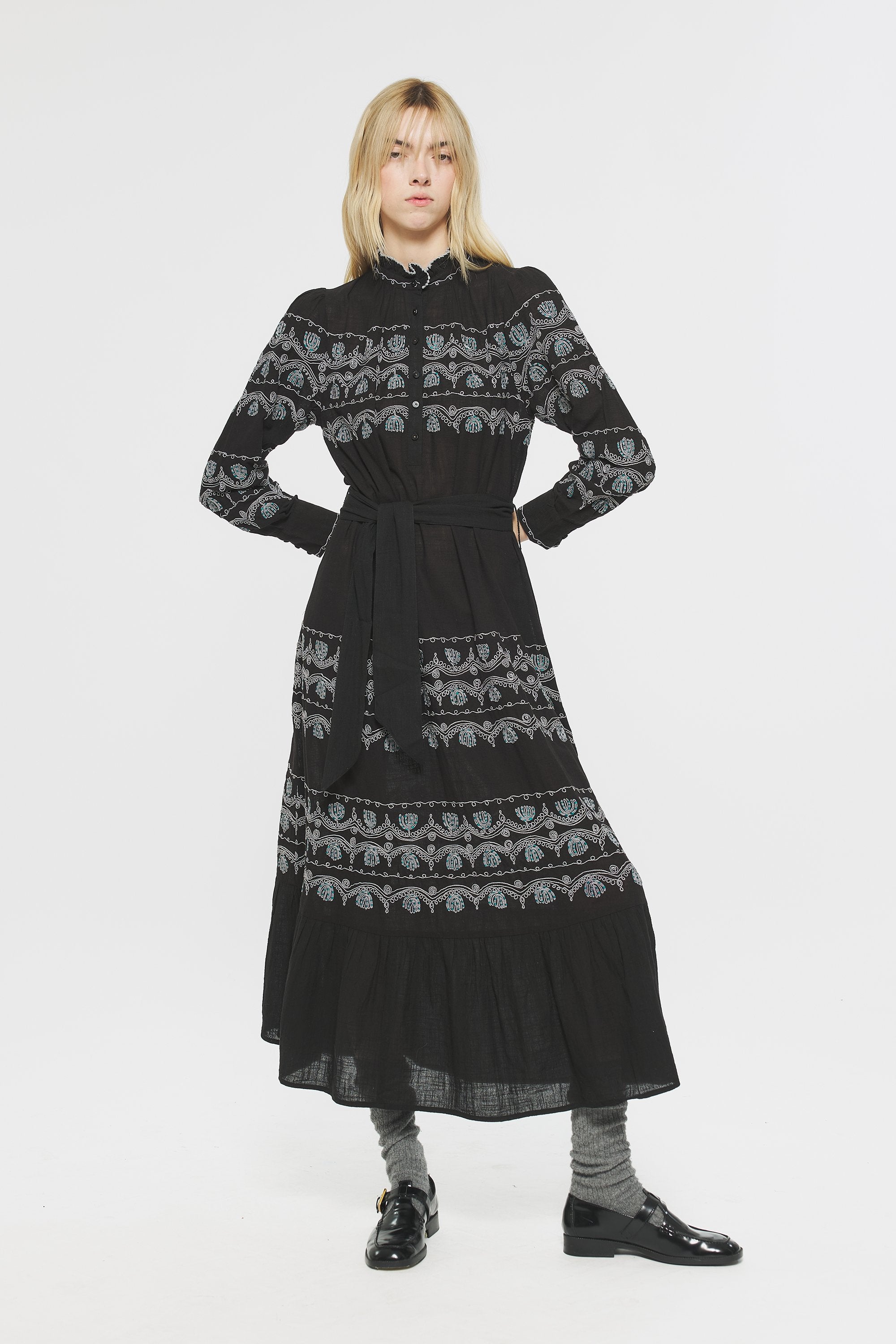Robe longue brodée Nelly