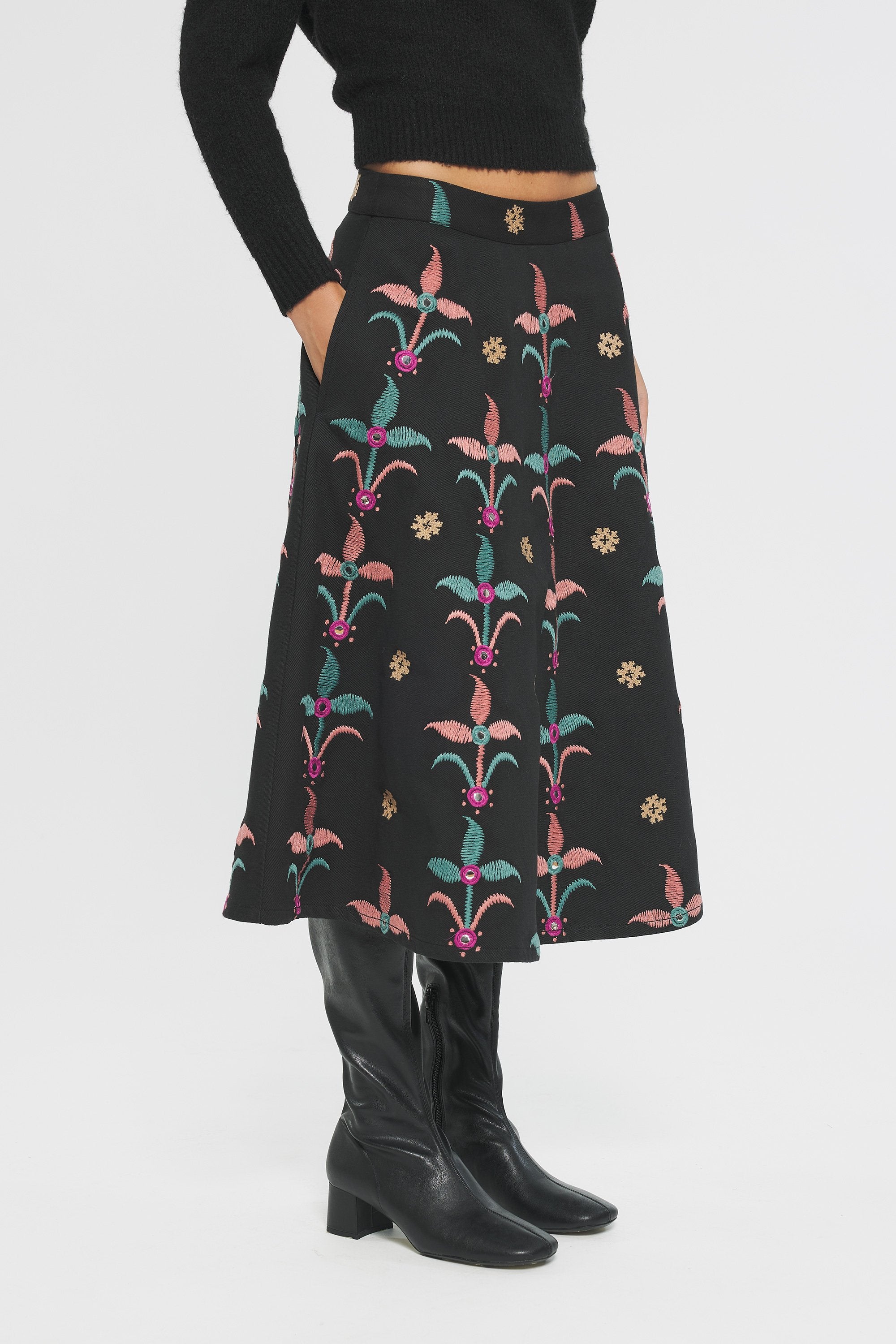 Rafi Embroidered skirt