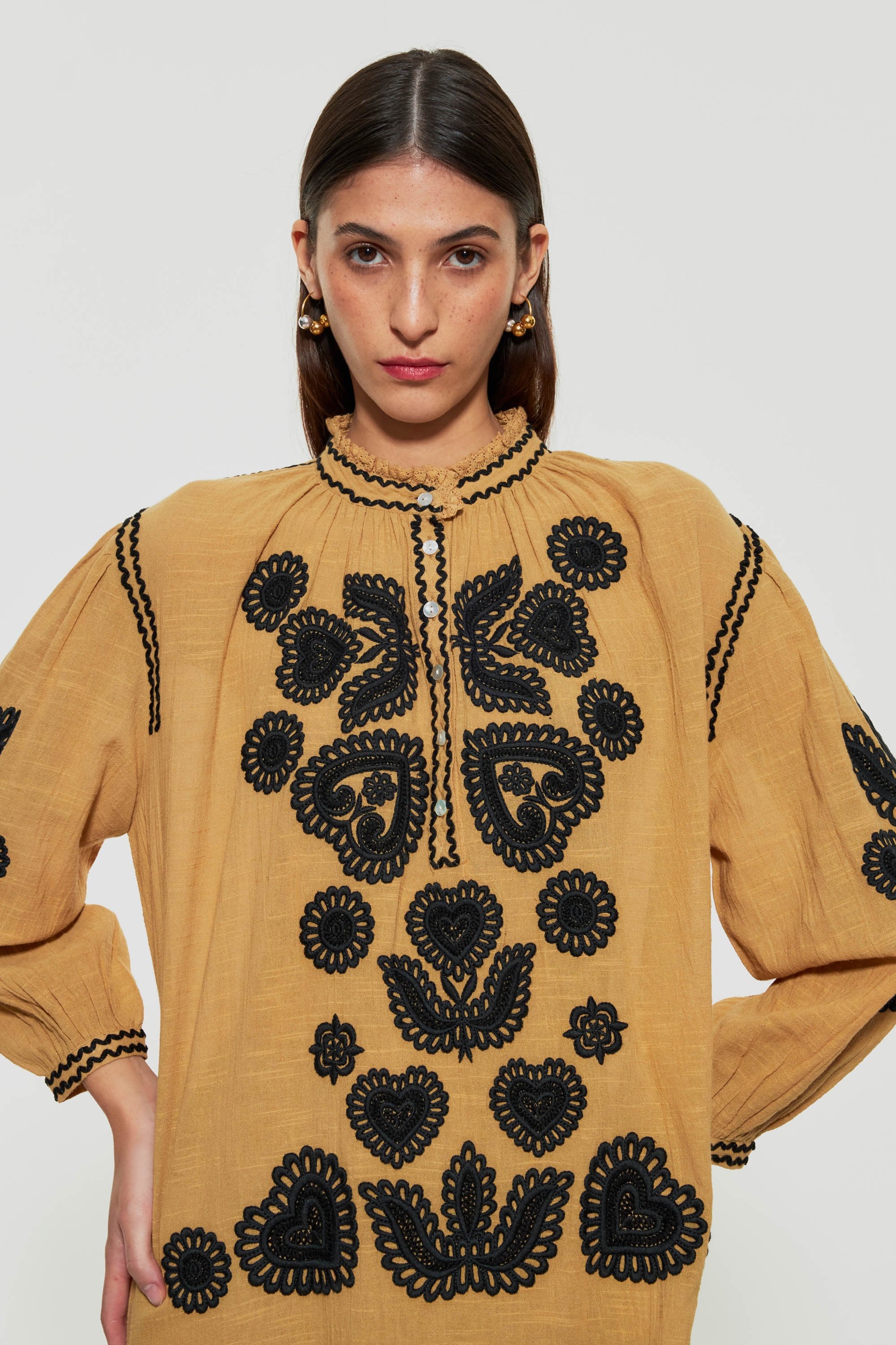 Robby embroidered dress