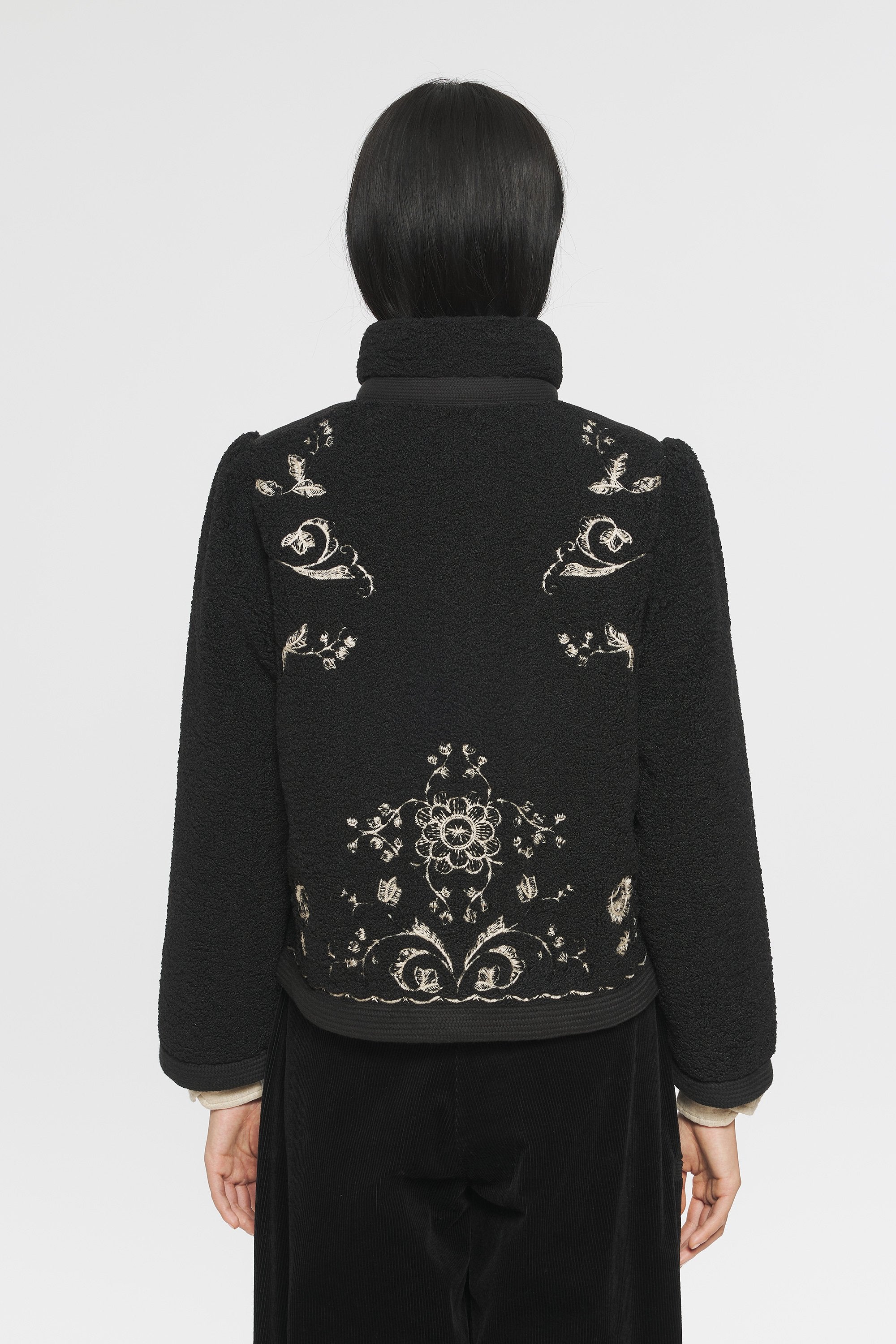 Veste brodée Saliba