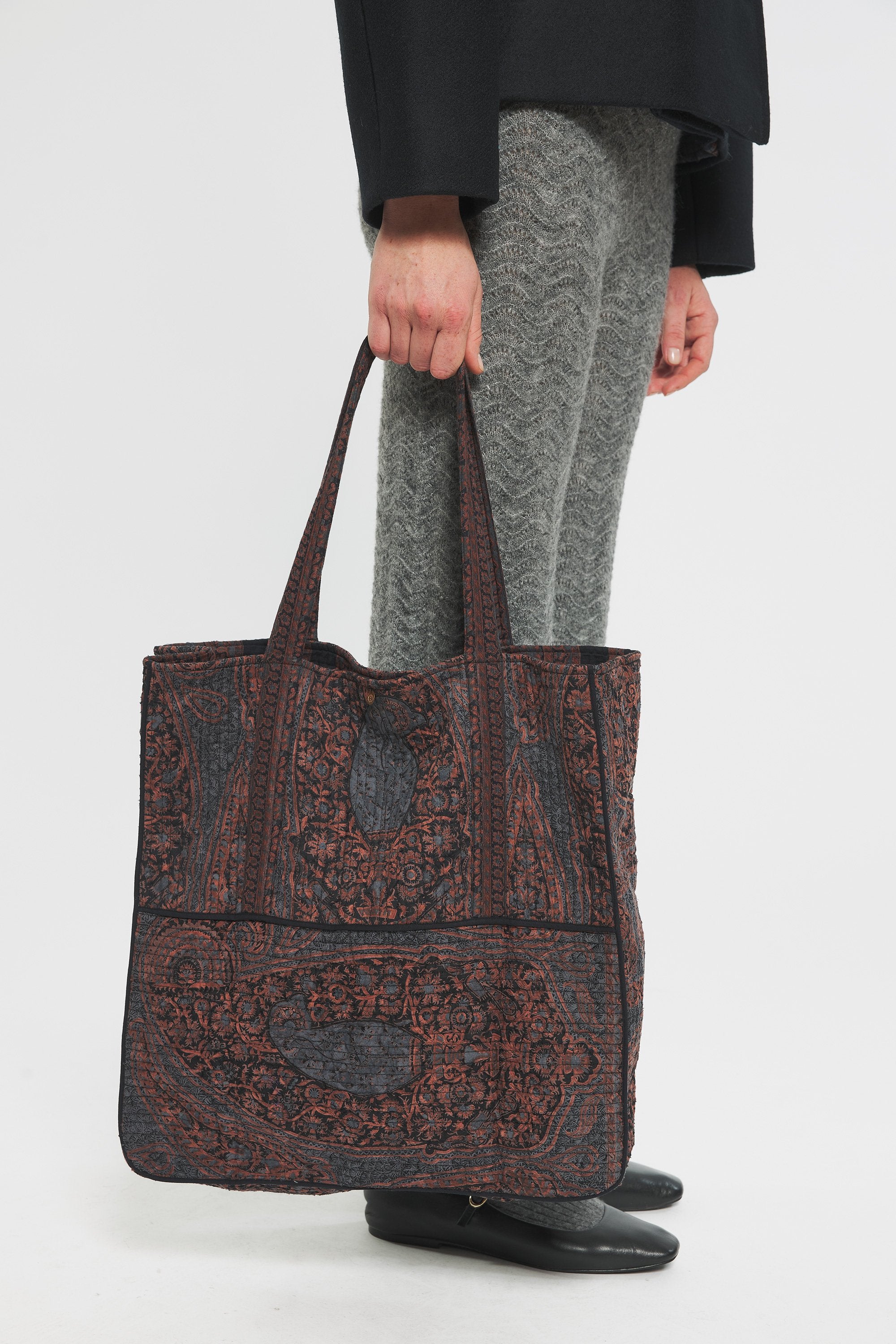 Tajaro Tote bag