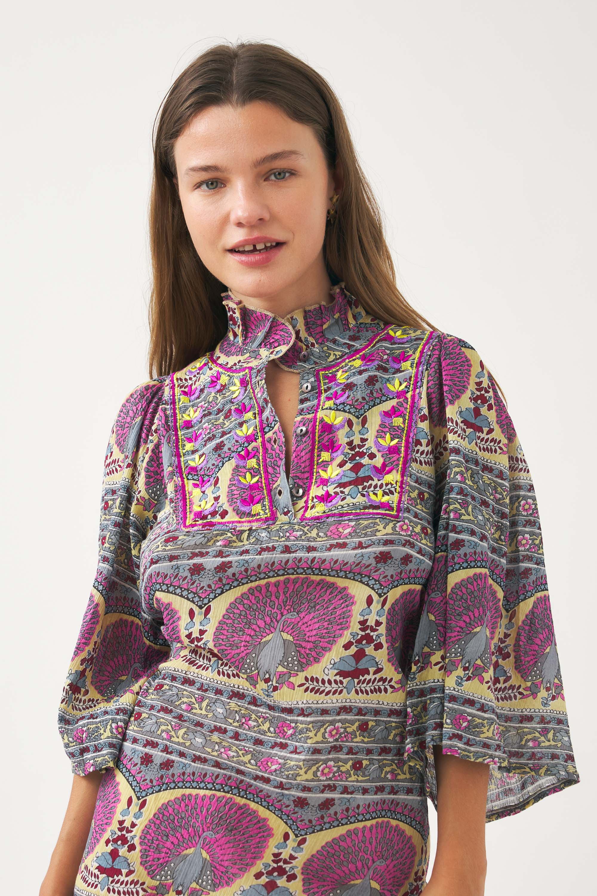 Robe Tala