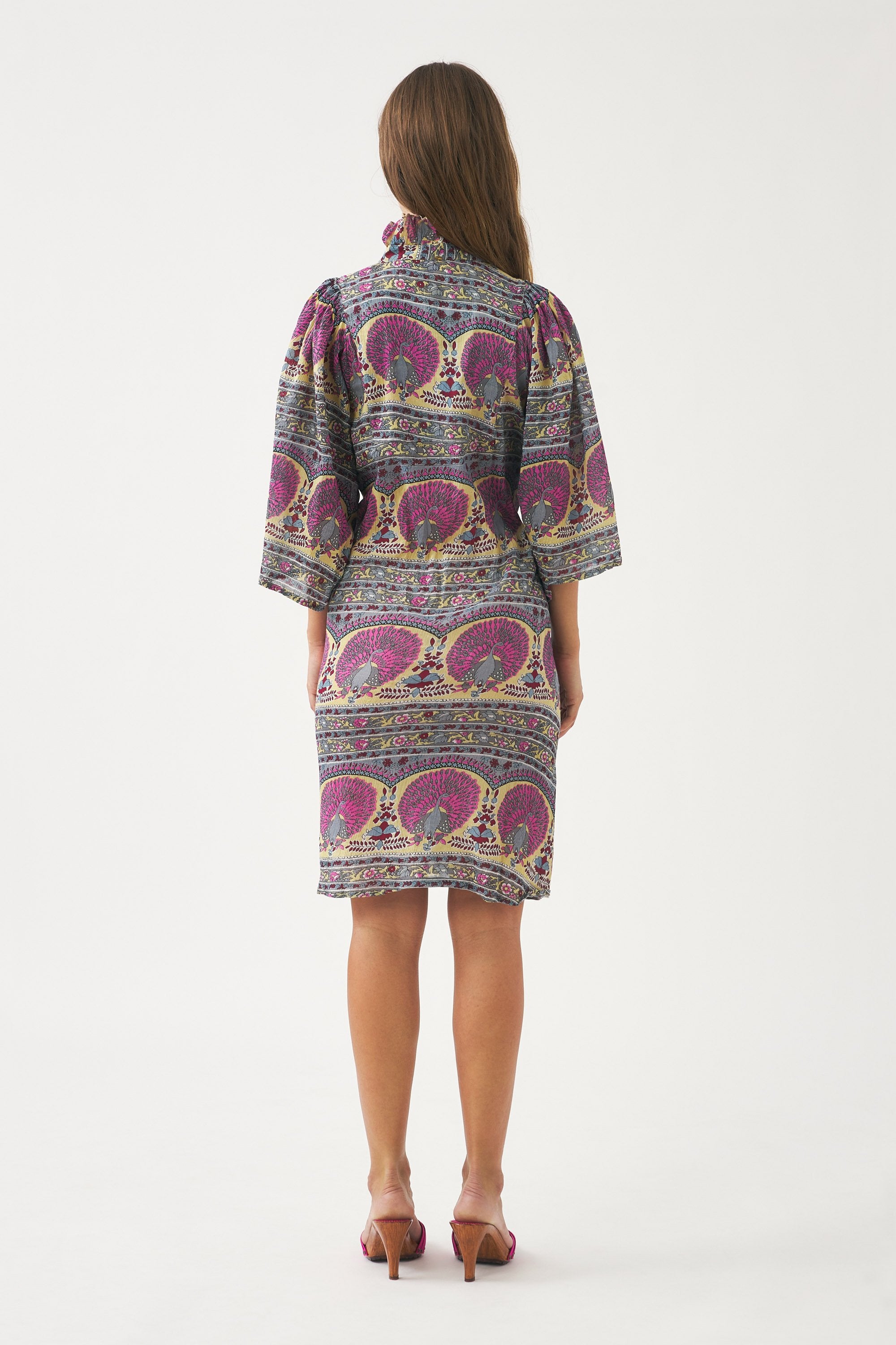 Robe Tala