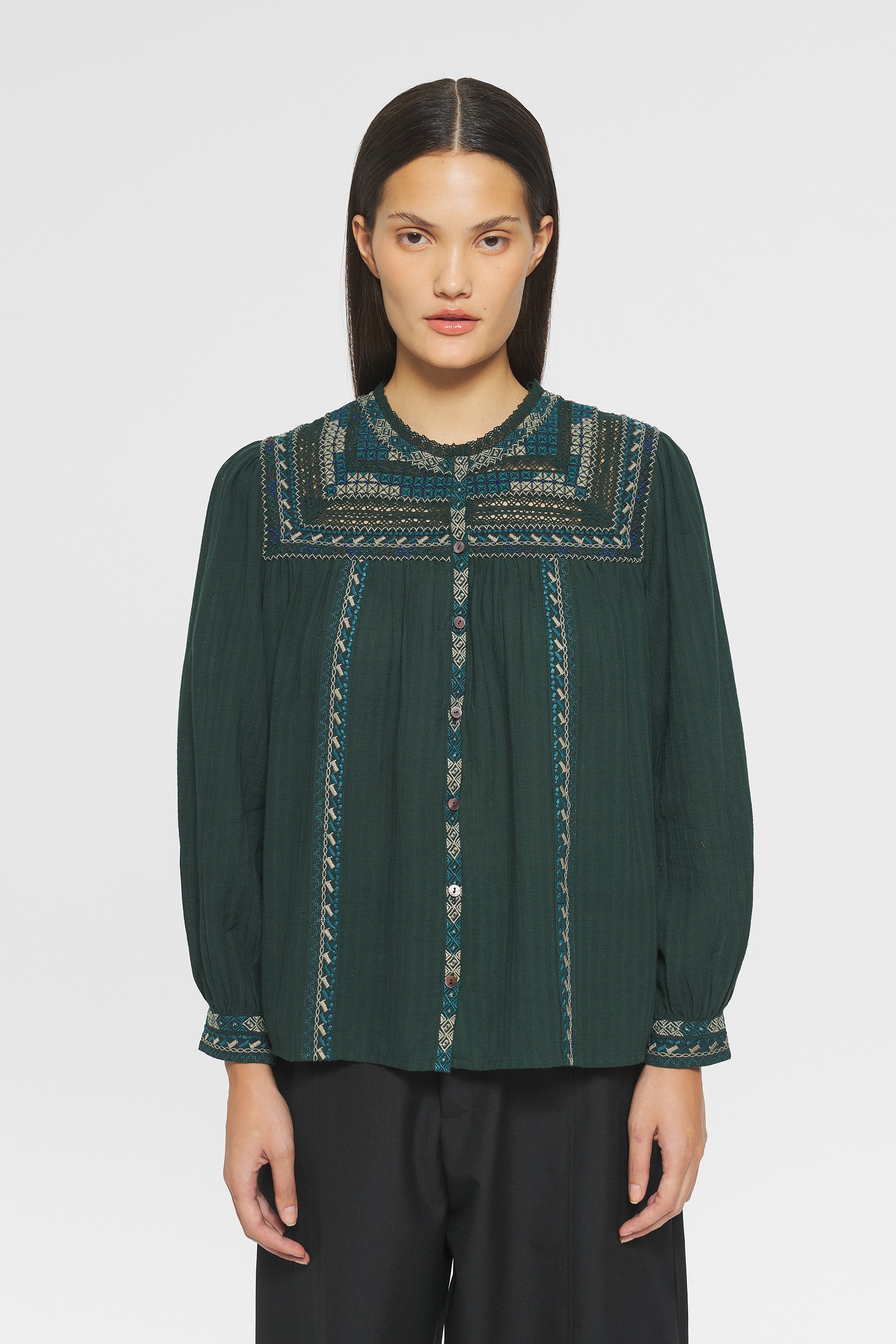 Blouse brodée Tamara