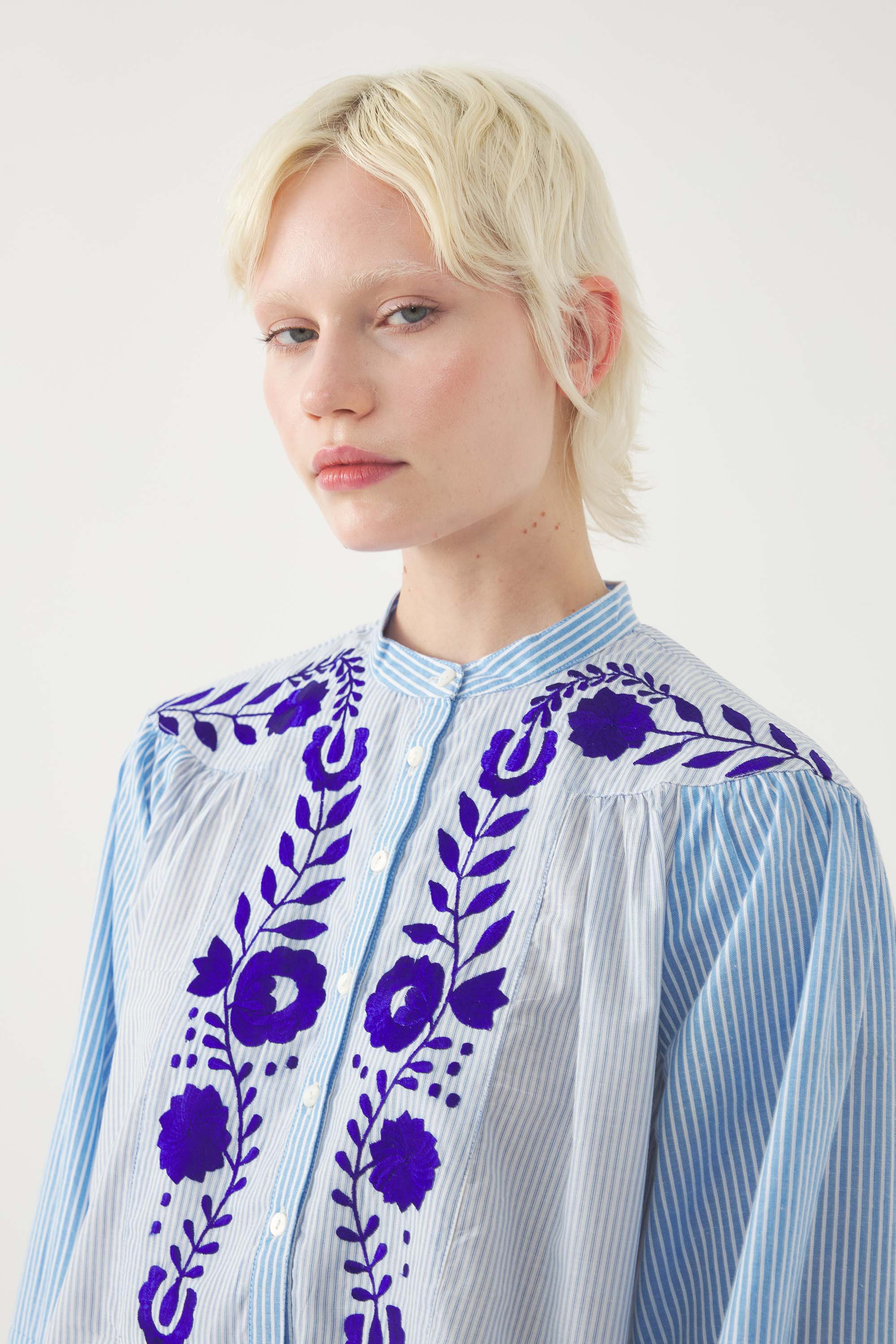Embroidered Blouse Tamir