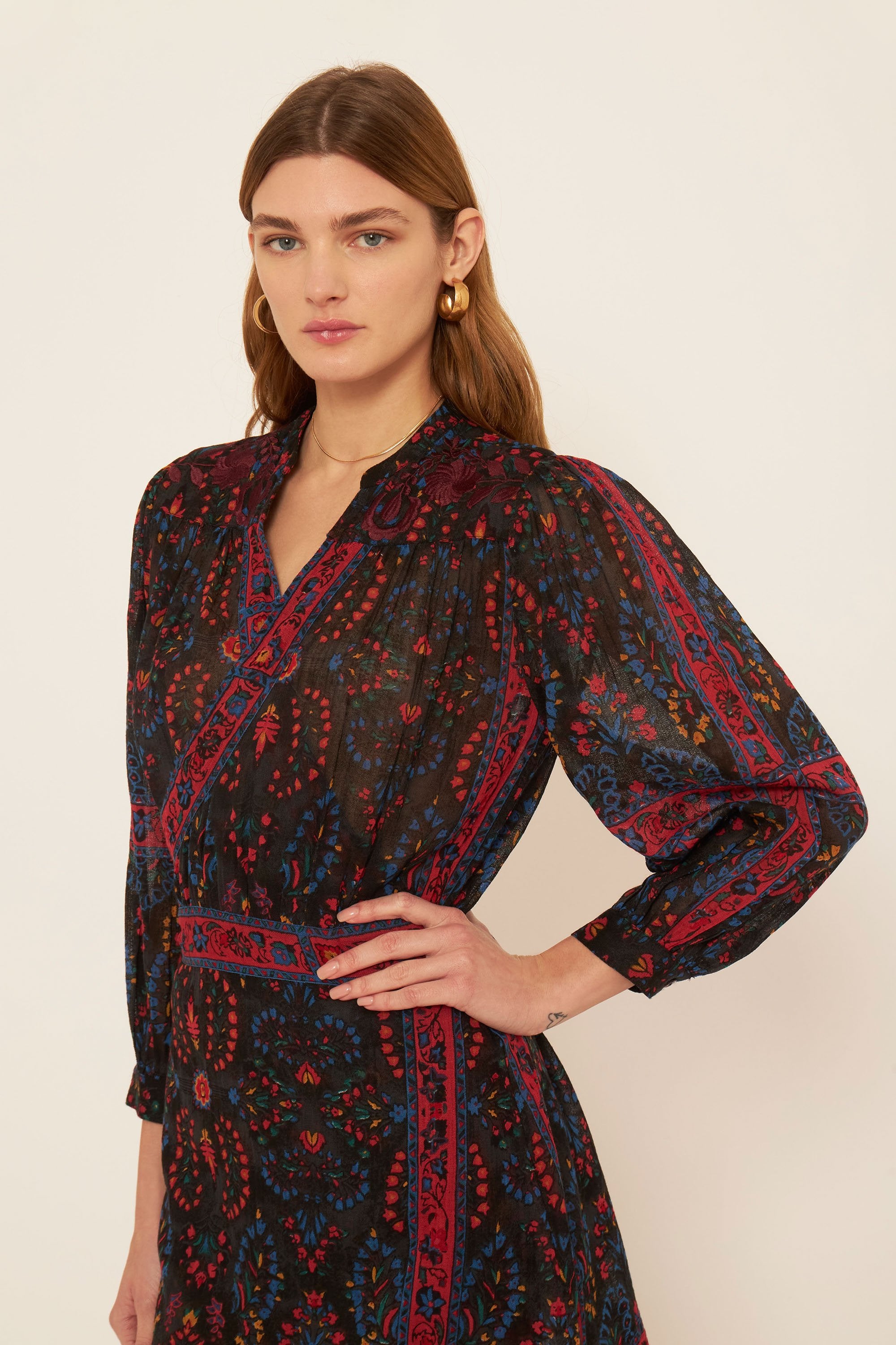 Besticktes Wickelkleid Tamir