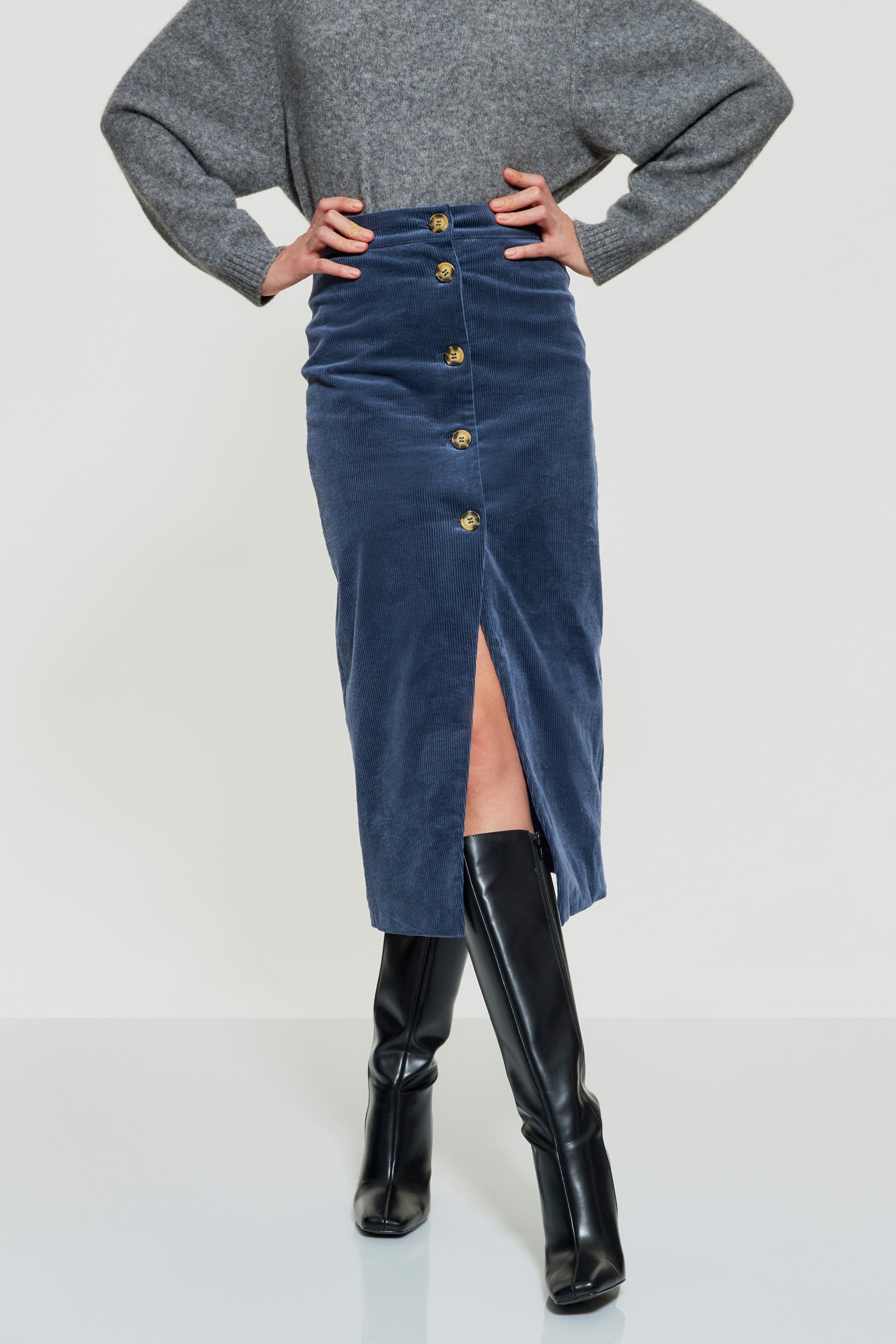 Tilda velvet midi skirt