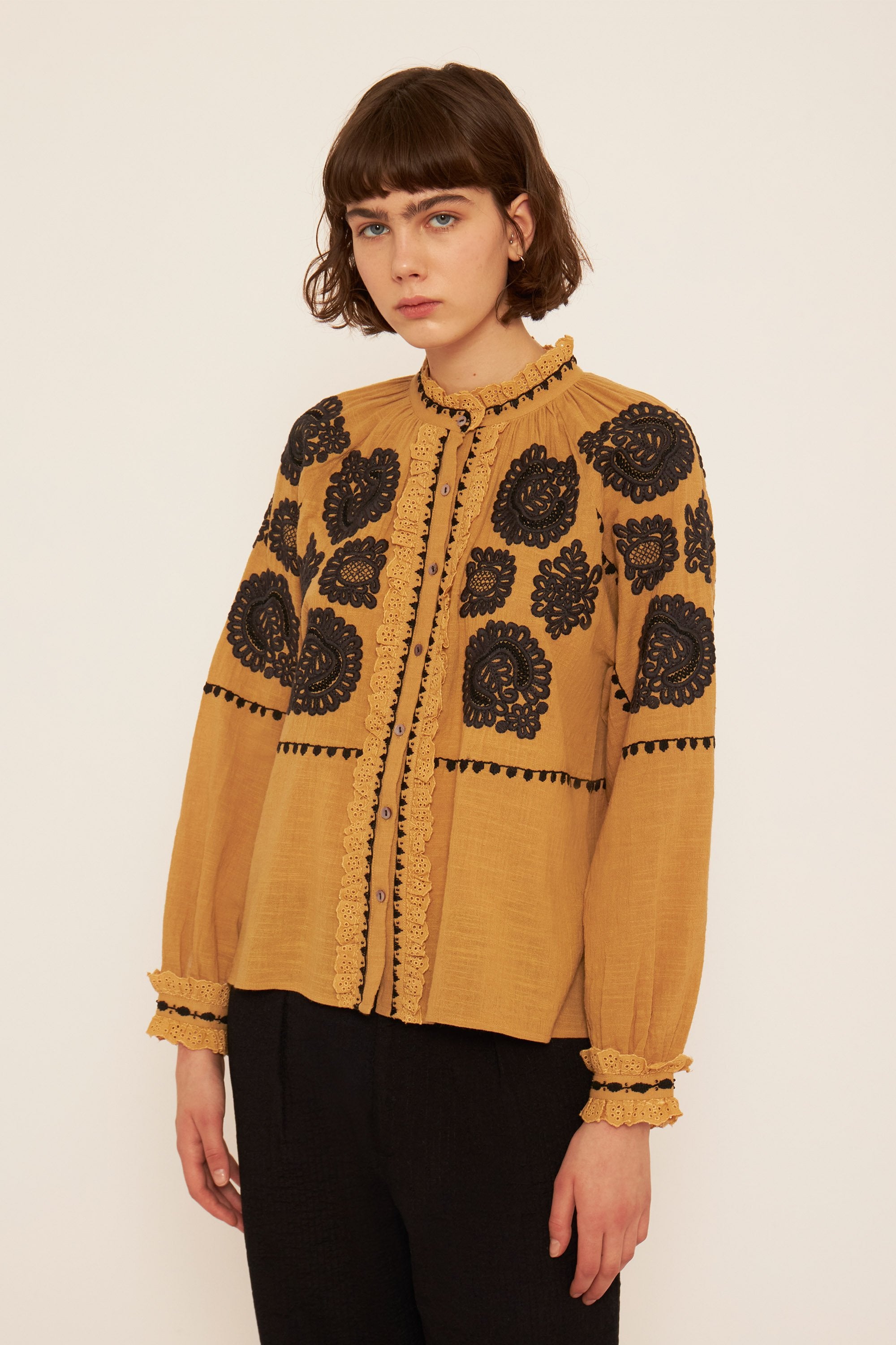 Blouse brodée Tobby
