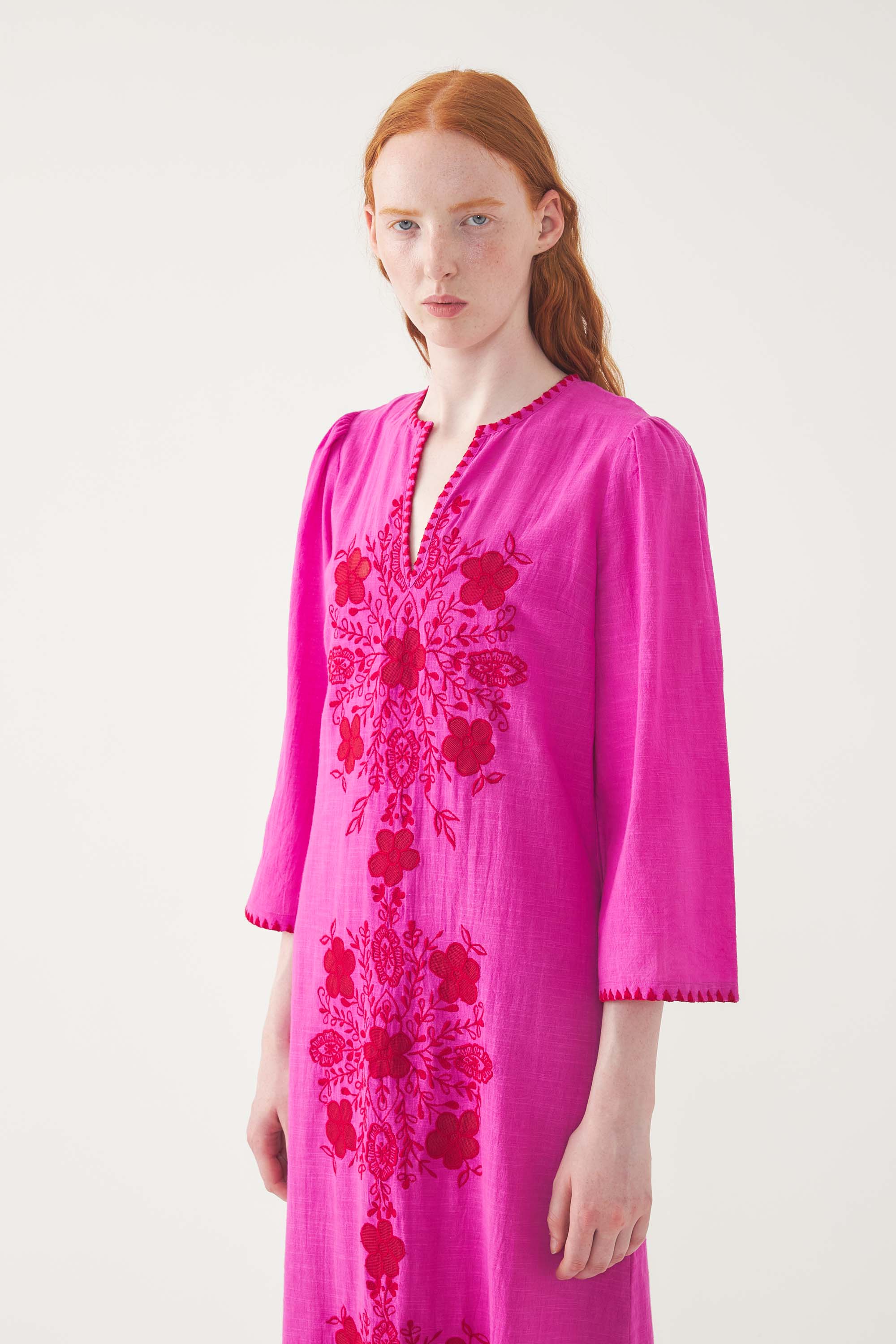 Embroidered Maxi Dress Vahani