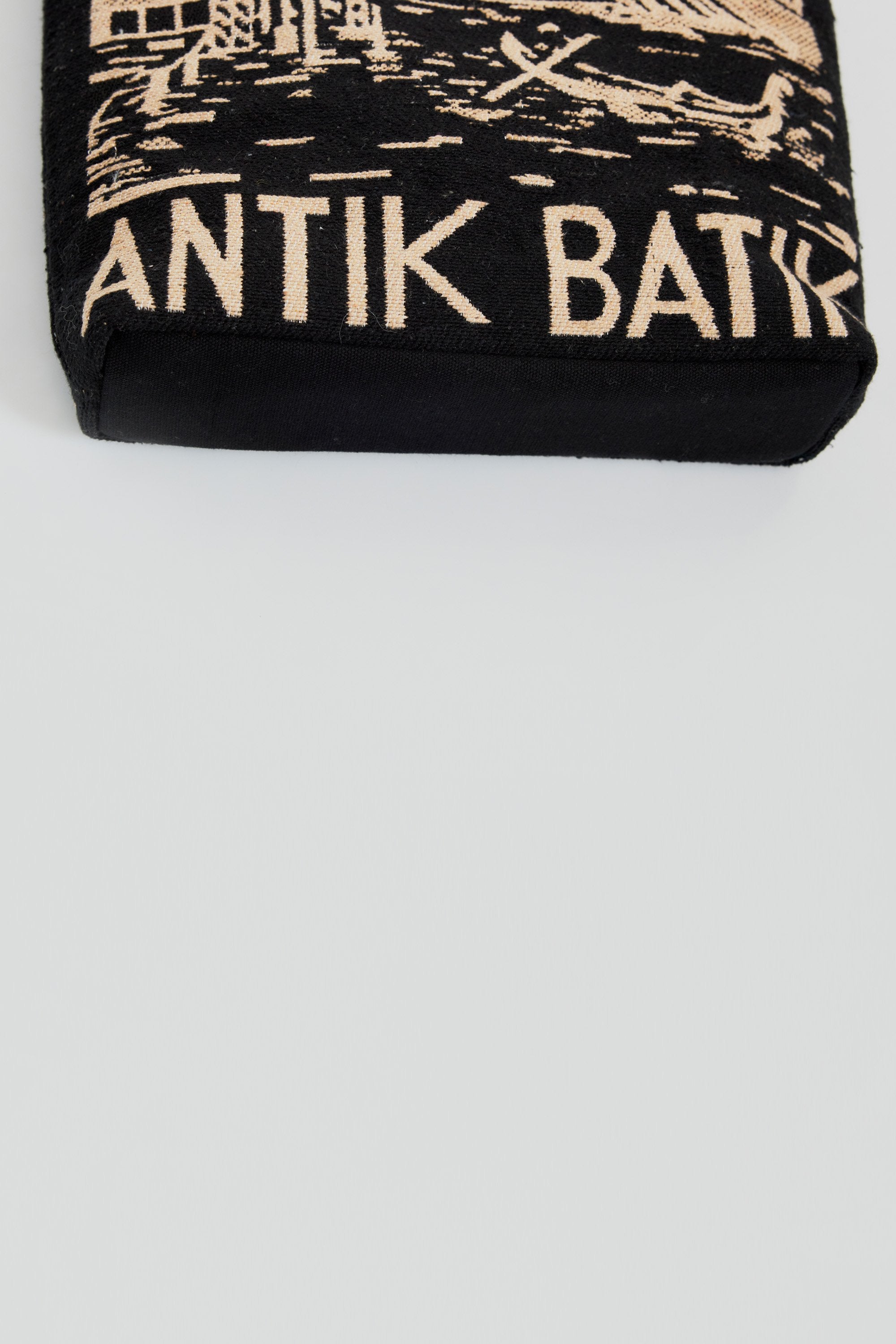 Venise woven tote bag