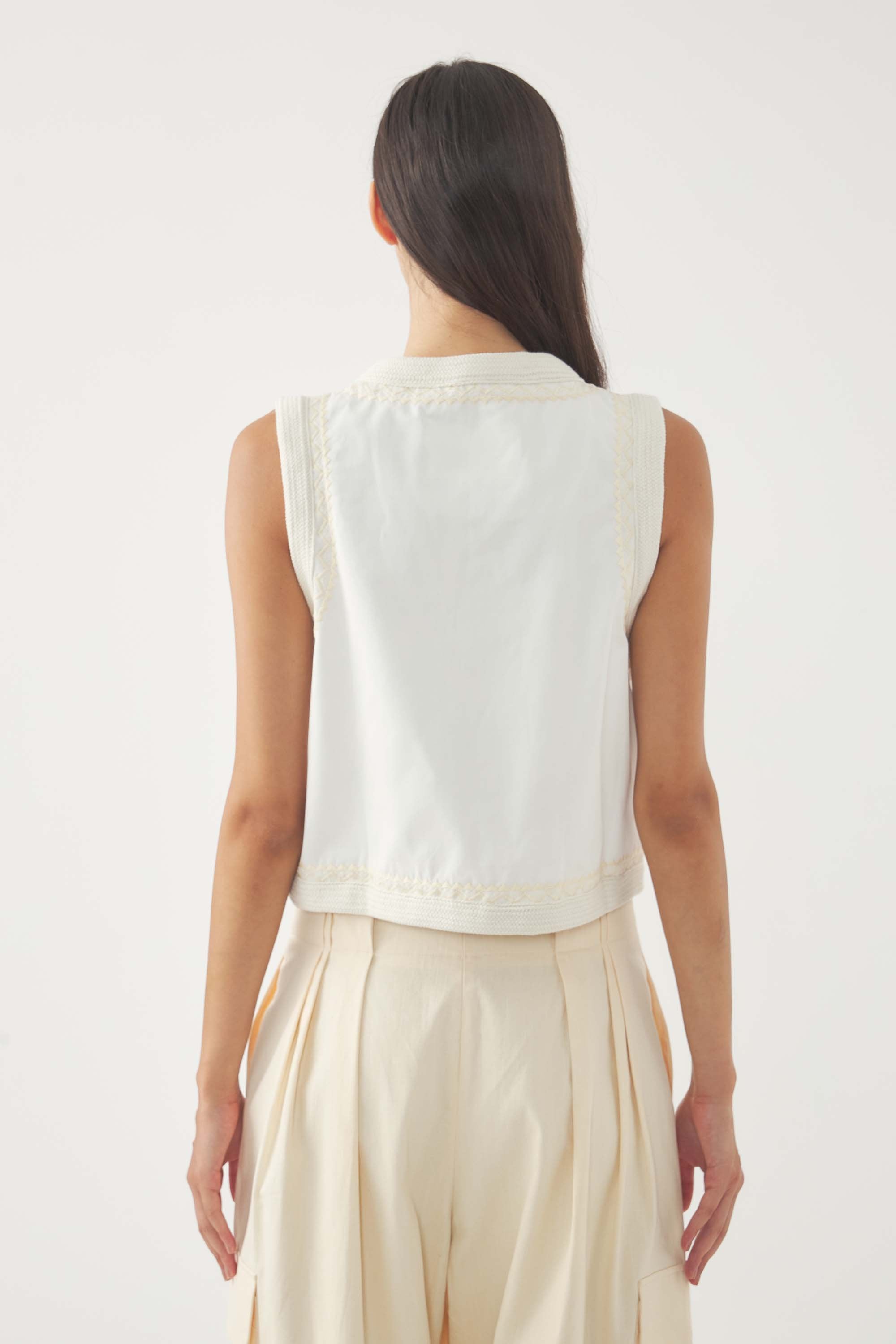 Embroidered Vest Winna