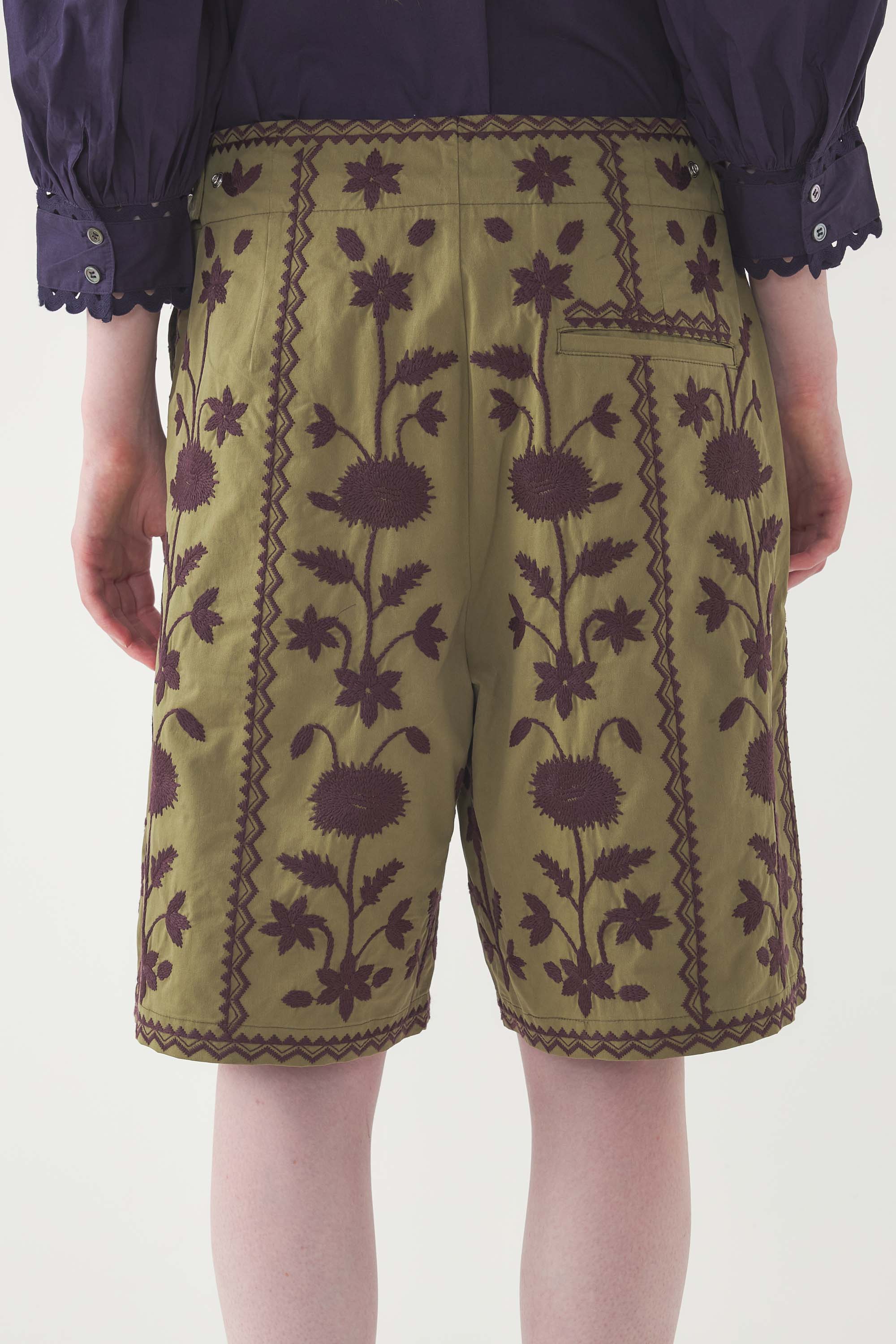 Embroidered Shorts Winna