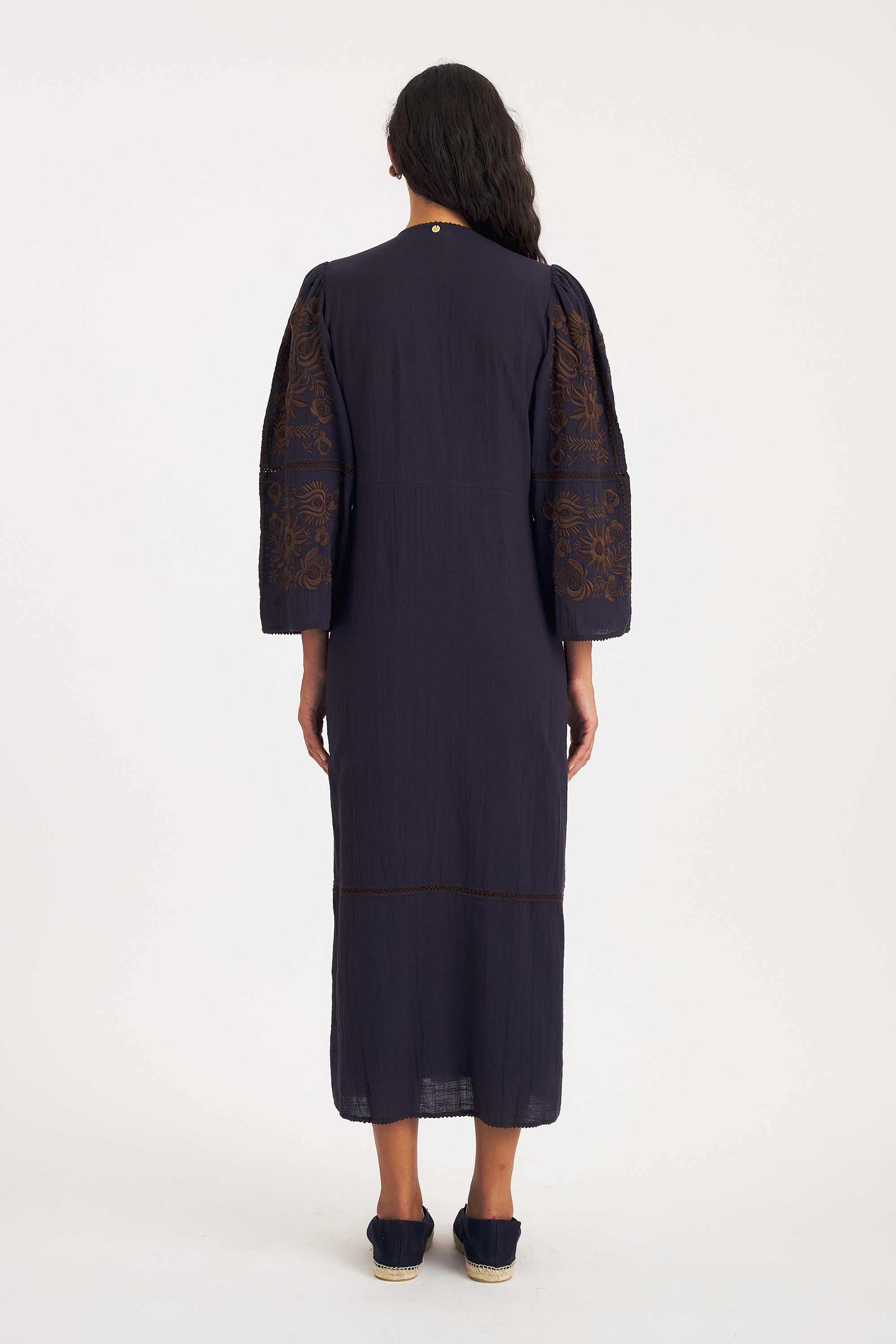 Matias Dress – Hand-Embroidered Cotton Elegance | Antik Batik