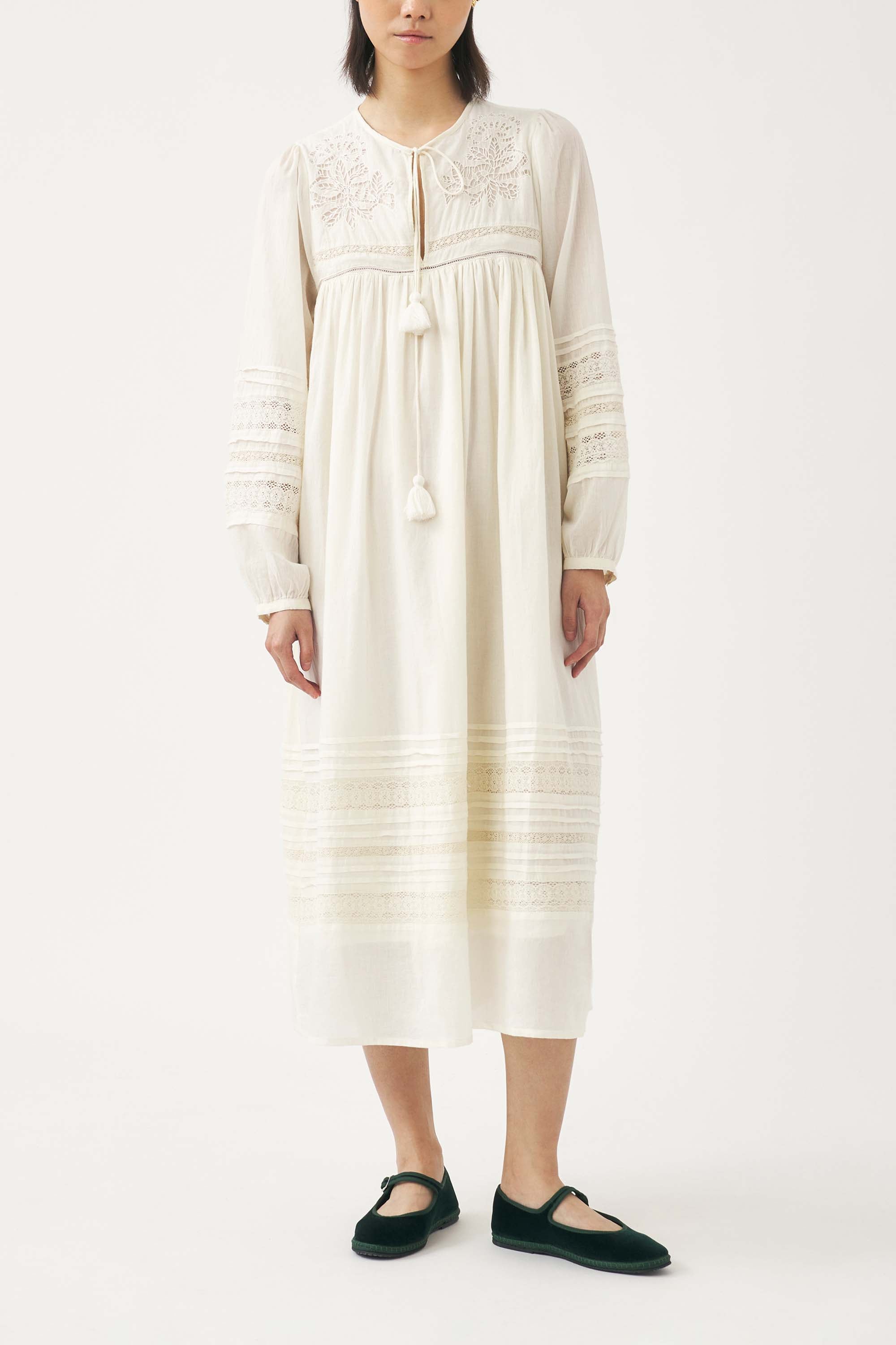 Openwork dress Aloha